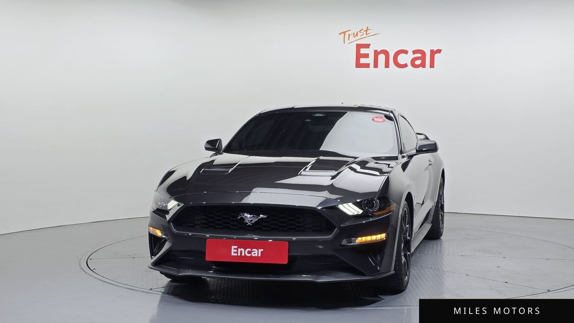 Ford Mustang 2023 — миниатюра 3