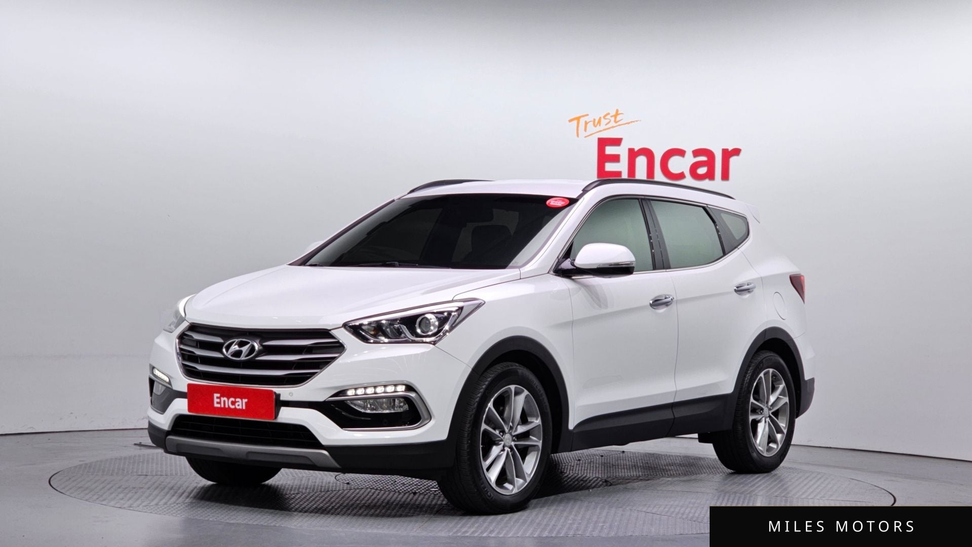 Hyundai Santafe 2017 — фото 1 из 12