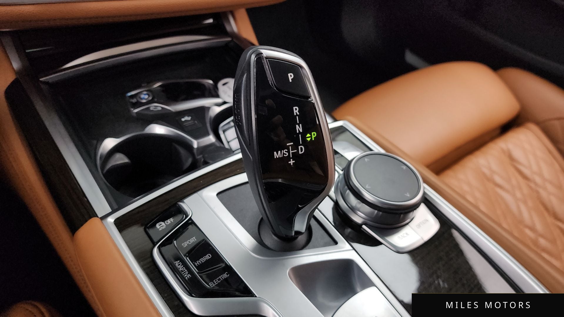 BMW 7 Series (G11) 2022 — миниатюра 11