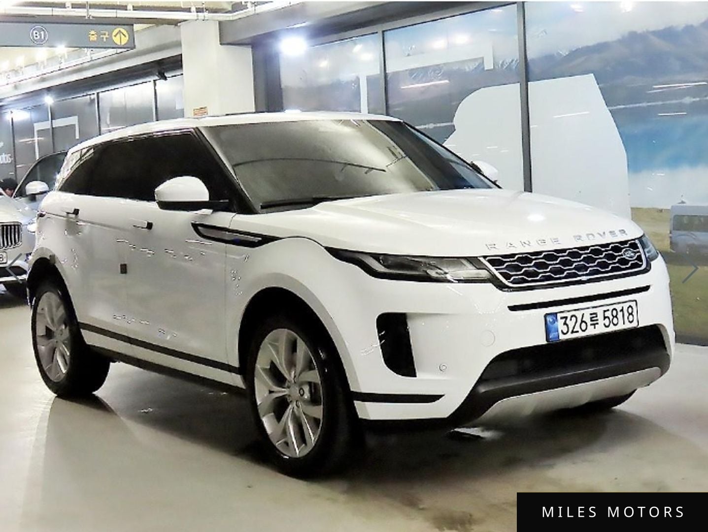 Land Rover Range Rover Evoque 2023 — фото 1 из 12