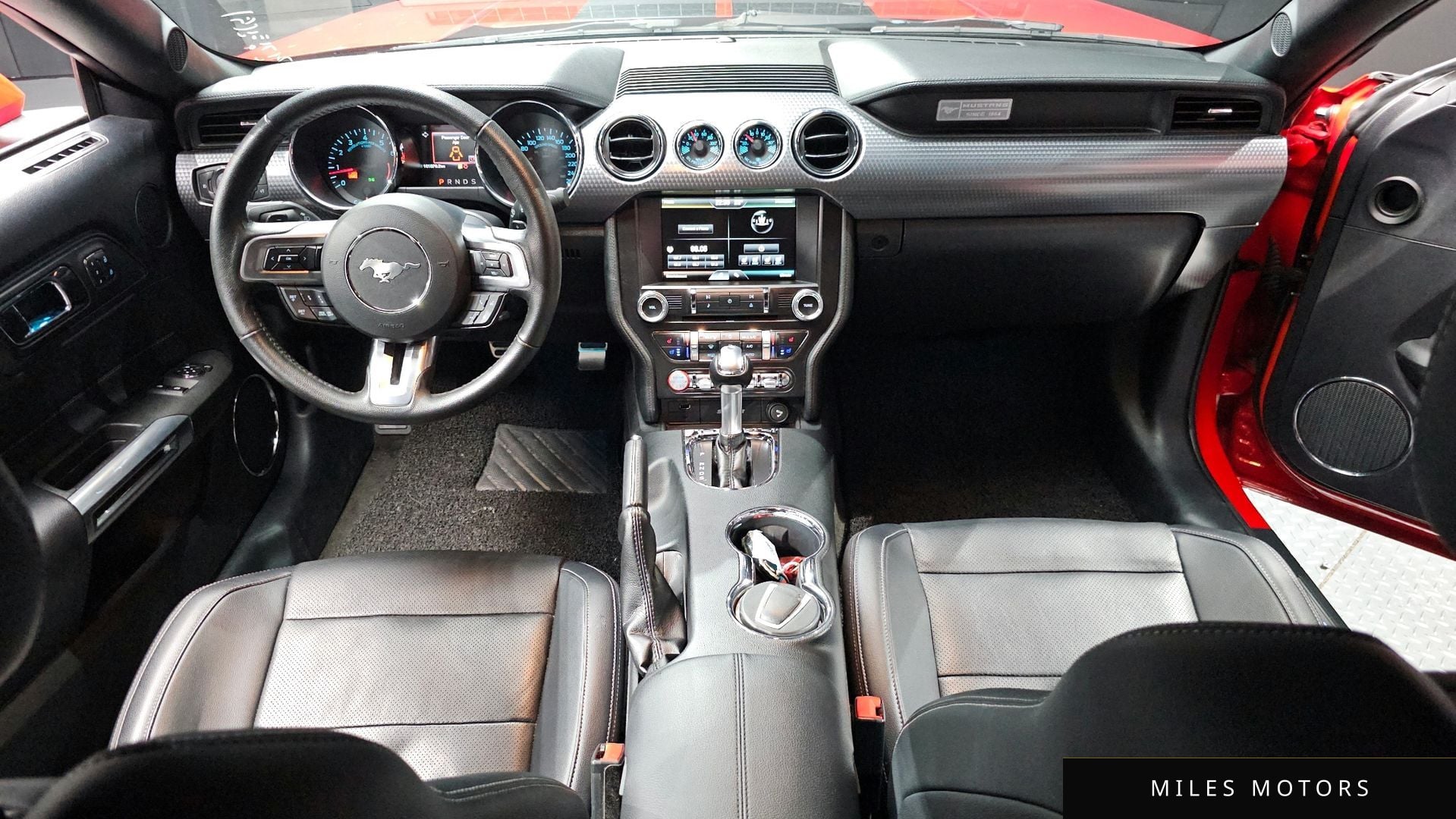 Ford Mustang 2015 — миниатюра 7