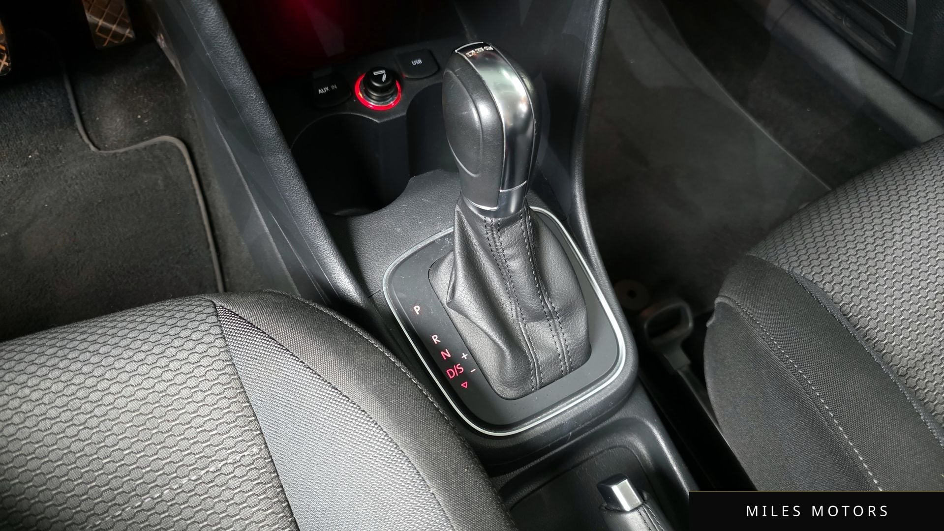 Volkswagen Polo 2015 — миниатюра 9
