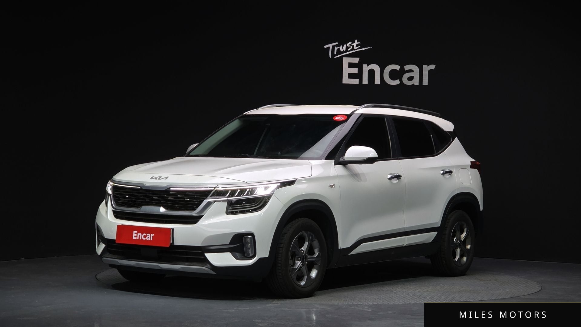 Kia Seltos 2023 — фото 1 из 12