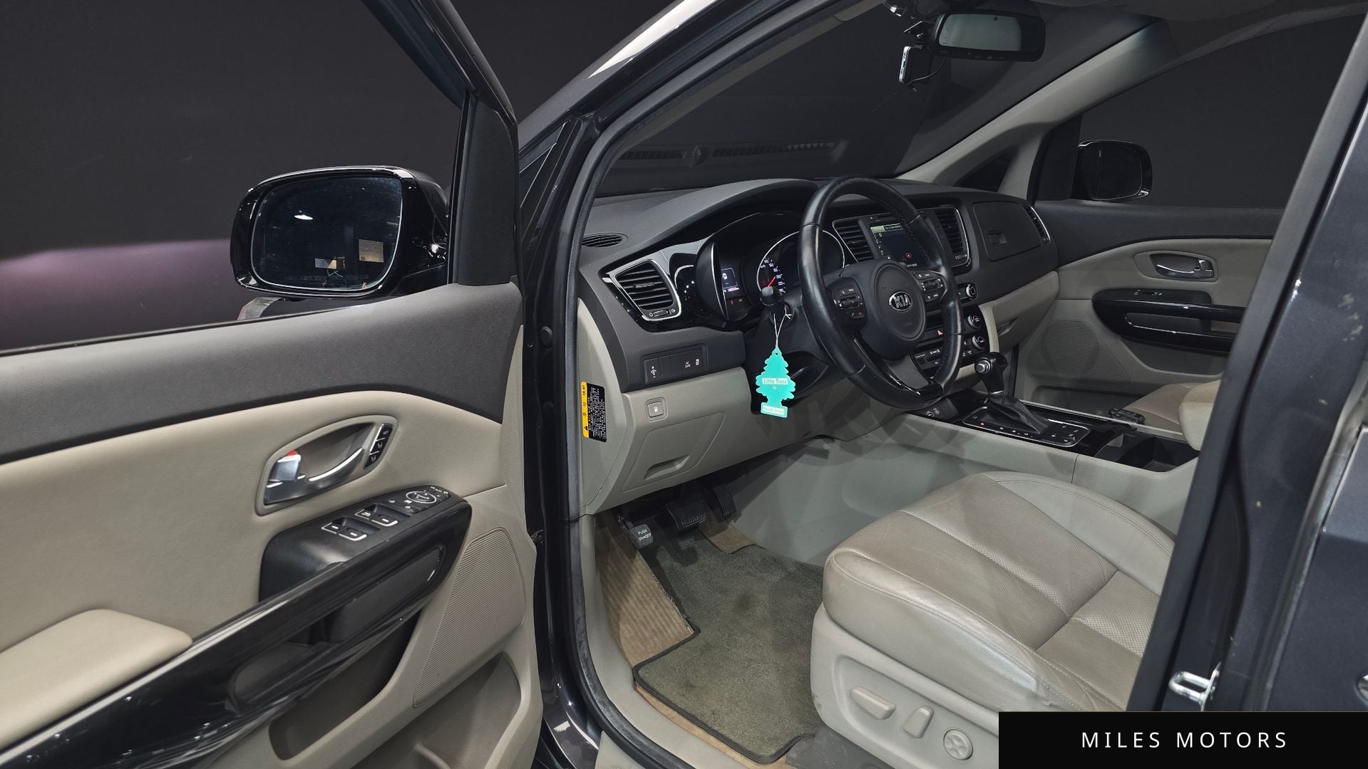 Kia Canival 2015 — миниатюра 10