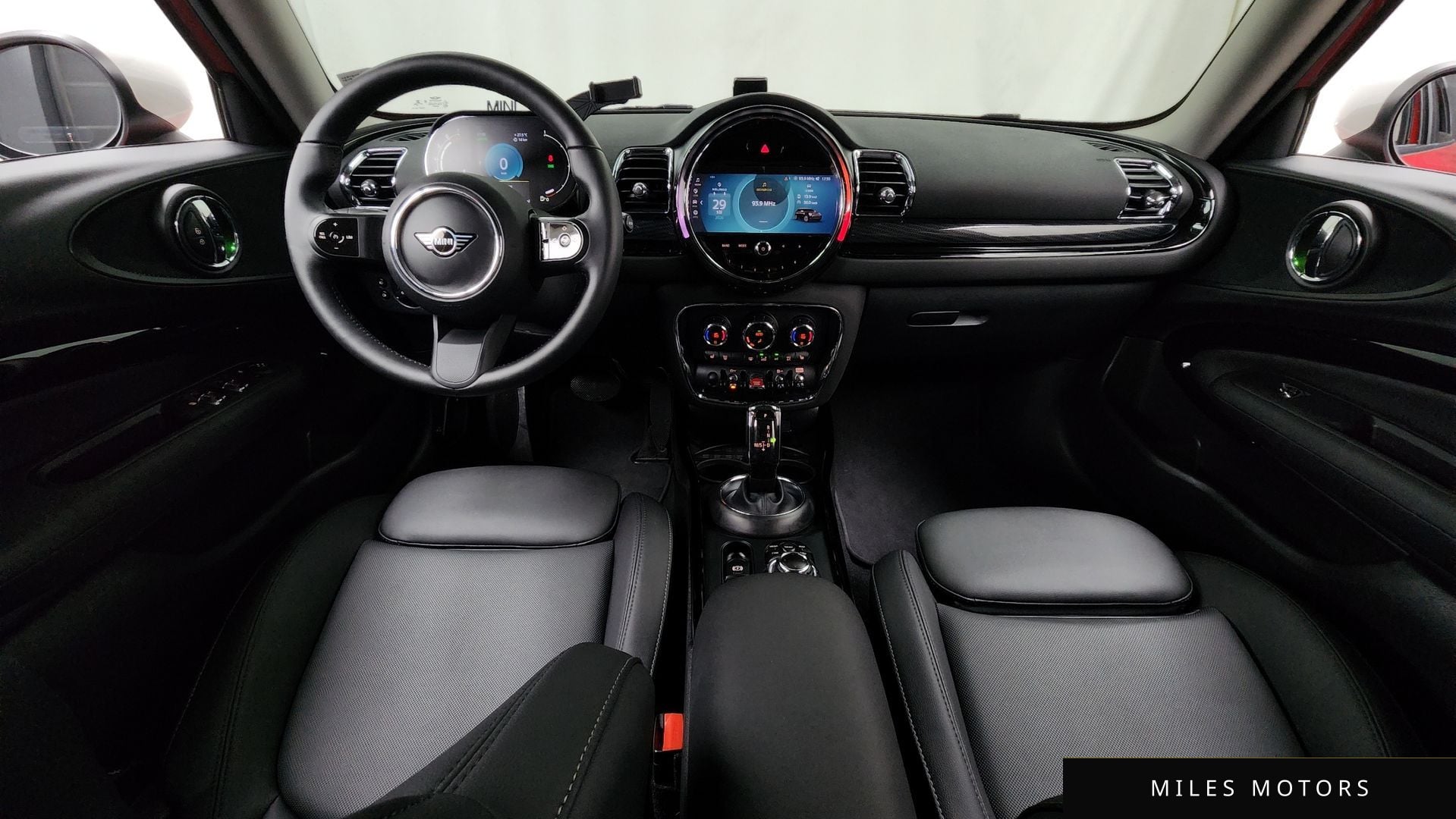 MINI Clubman 2023 — миниатюра 10