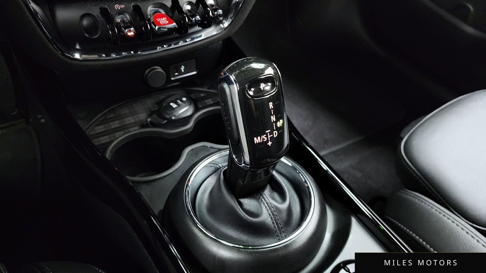 MINI Clubman 2023 — миниатюра 12