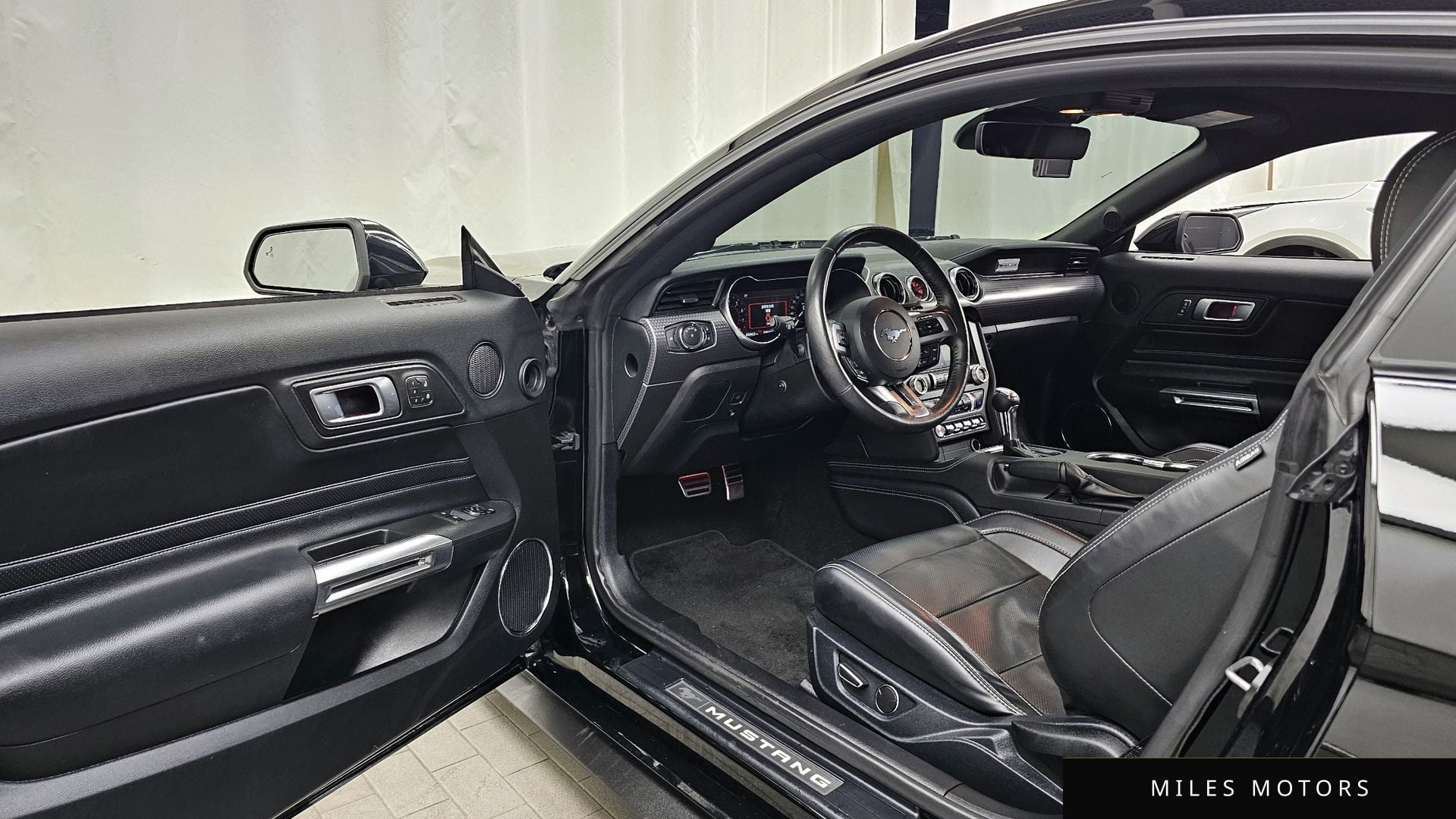 Ford Mustang 2019 — миниатюра 10