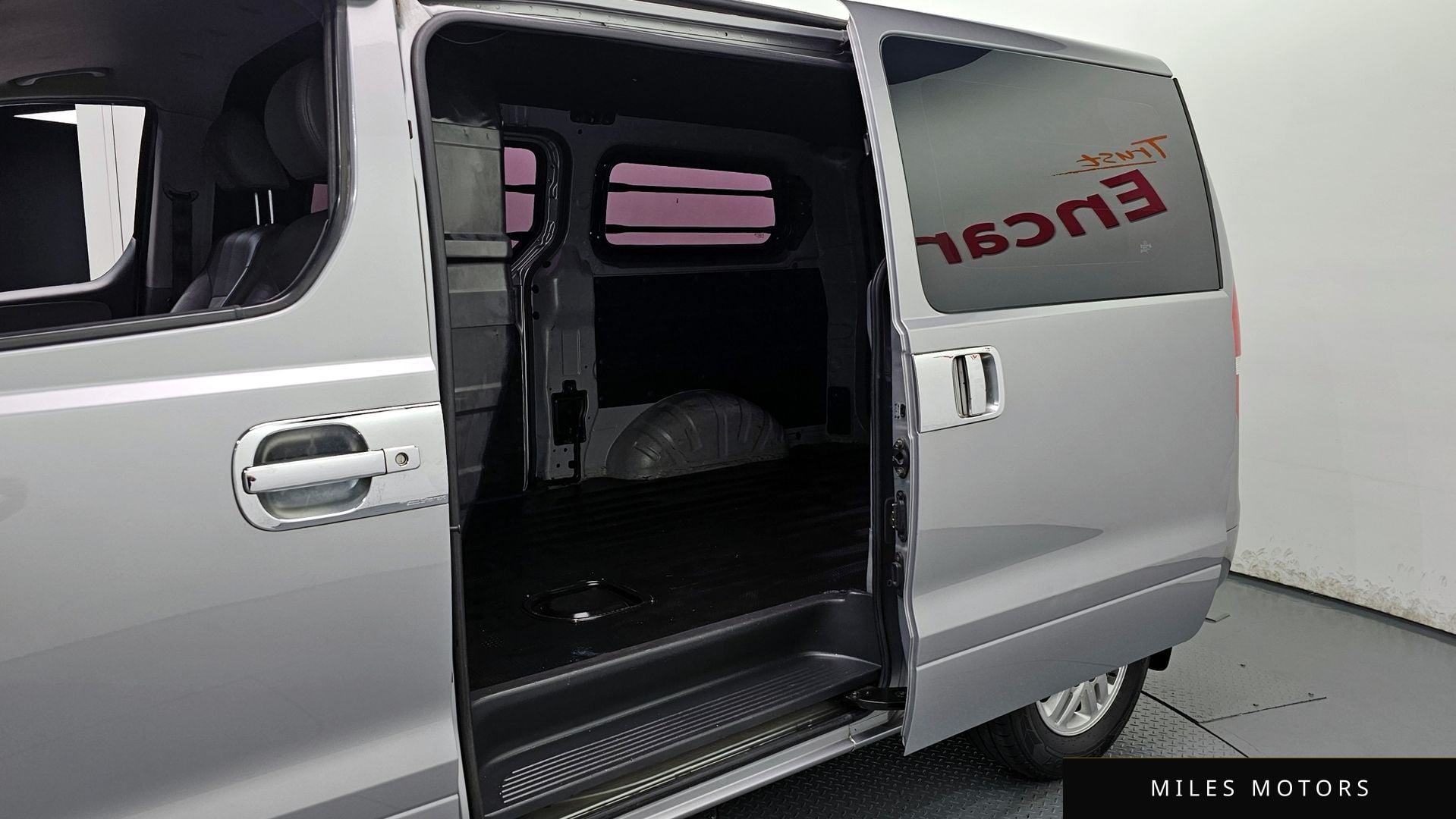 Hyundai Starex 2016 — миниатюра 11