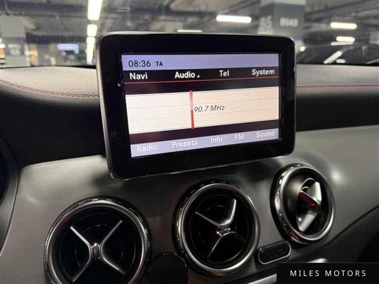 Mercedes-Benz GLA-Class X156 2015 — миниатюра 11
