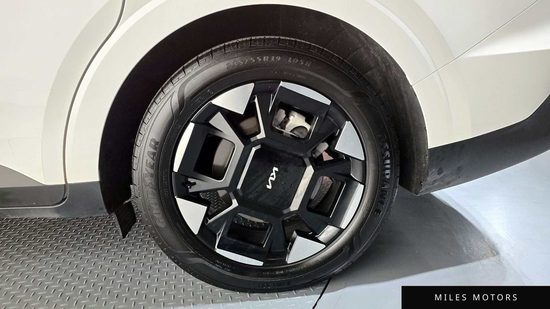Kia Canival 2025 — миниатюра 7
