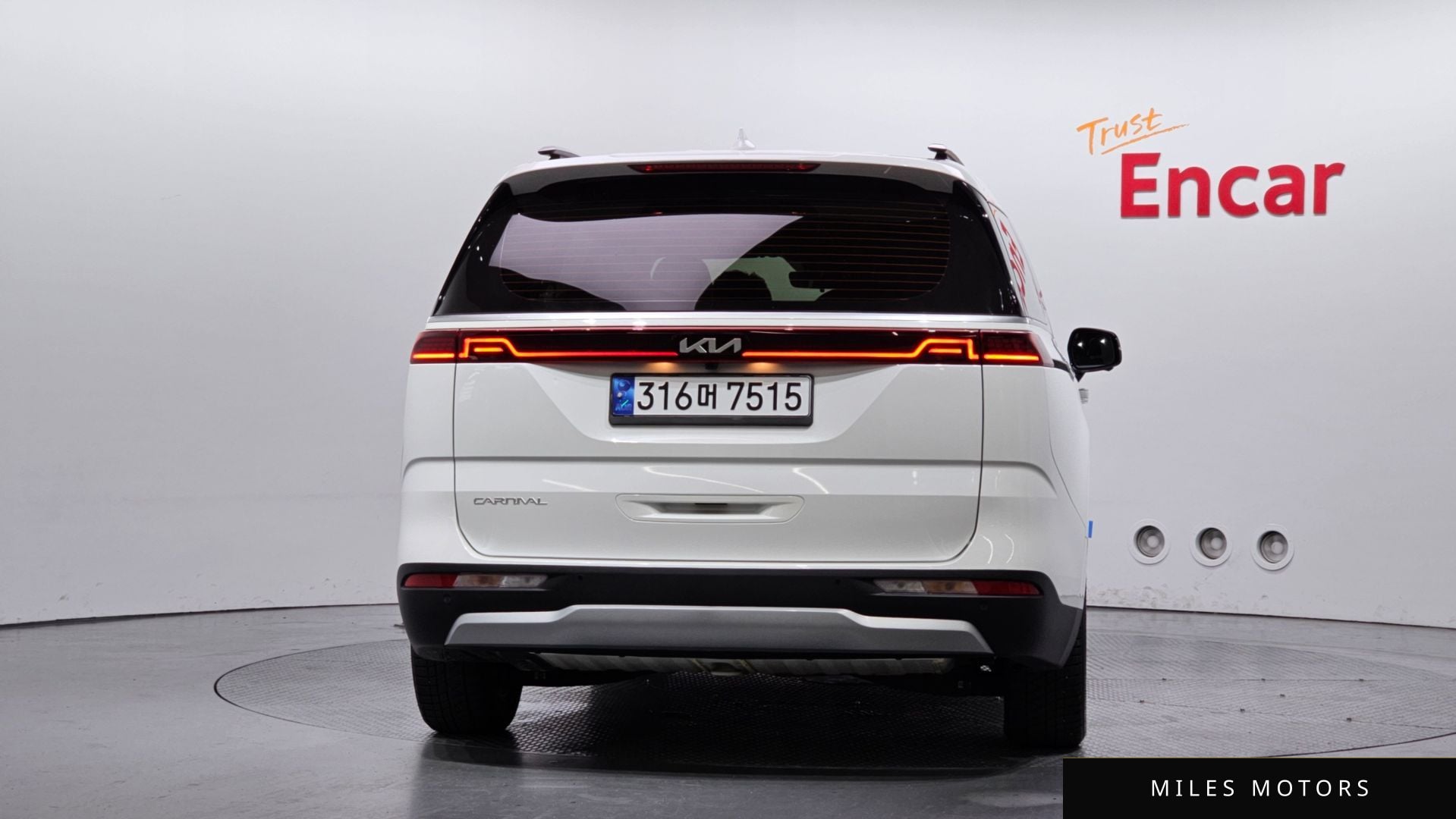 Kia Carnival 2023 — миниатюра 4