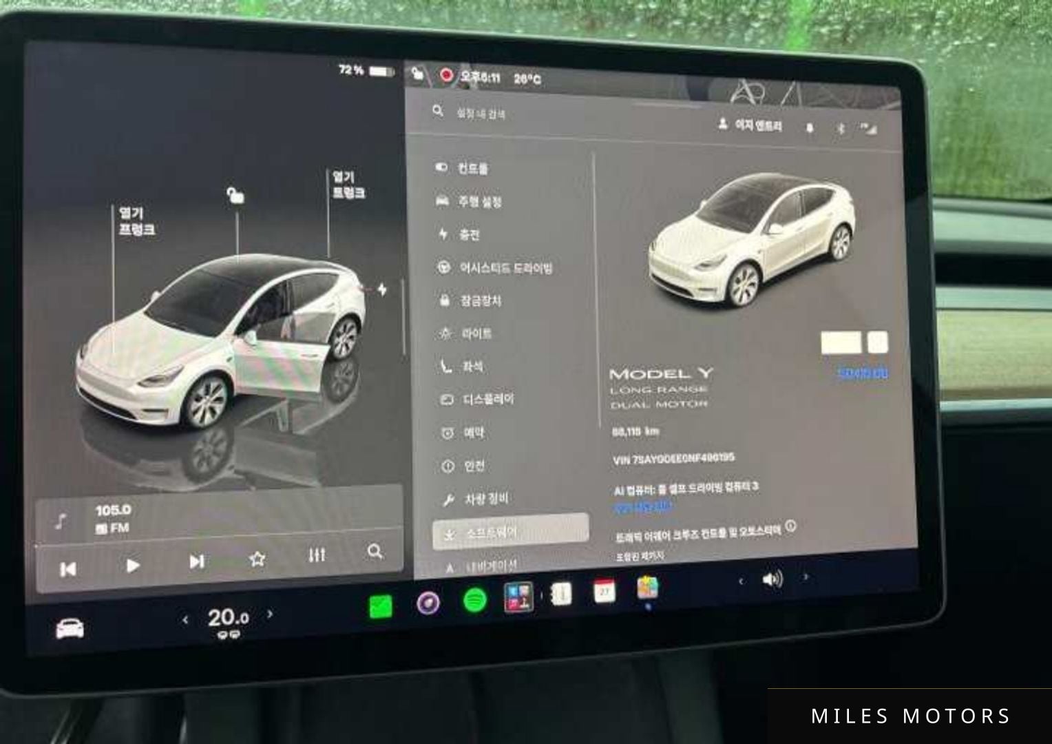 Tesla Model Y 2022 — миниатюра 7