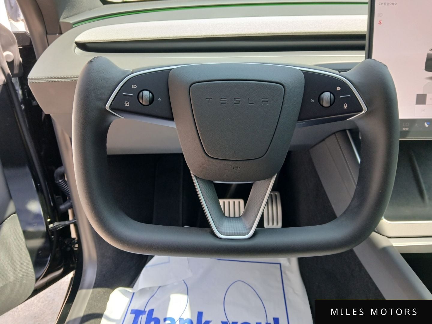 Tesla Model Y 2026 — миниатюра 7