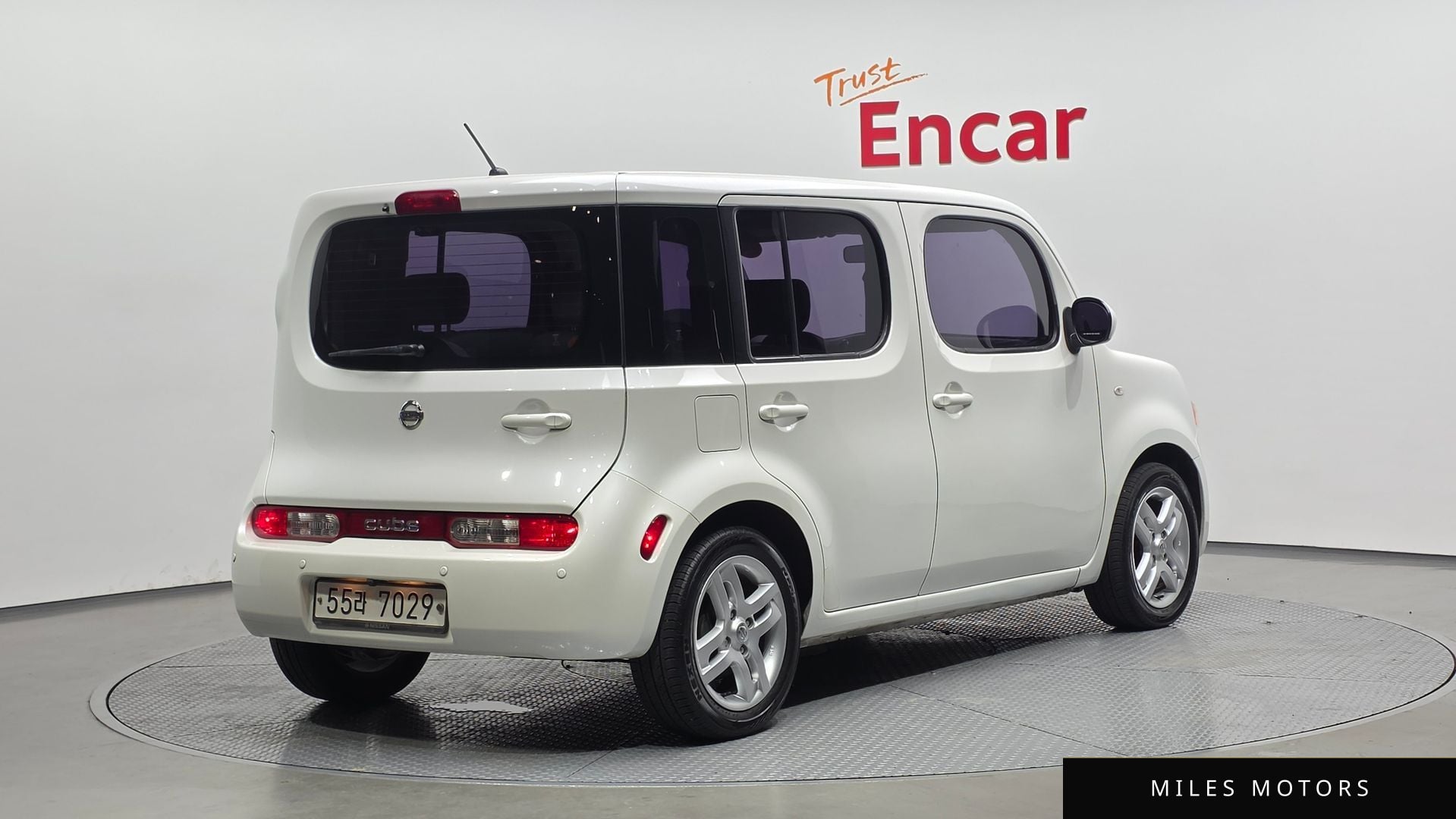 Nissan Cube 2014 — миниатюра 2