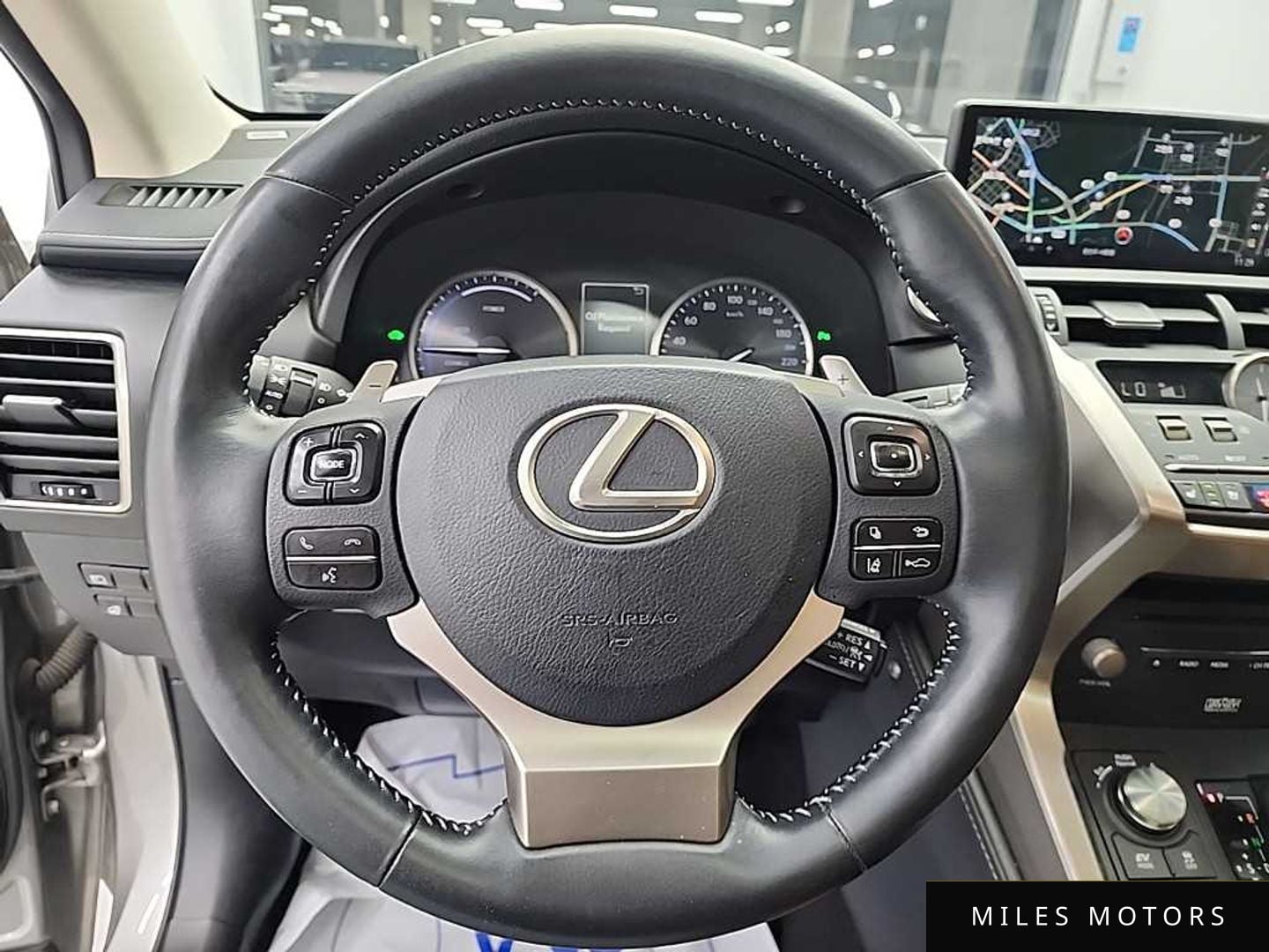 Лексус NX300h 2019 — миниатюра 9
