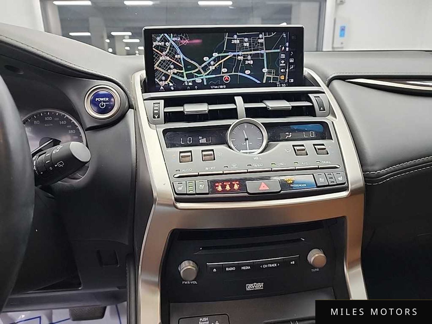 Лексус NX300h 2019 — миниатюра 10