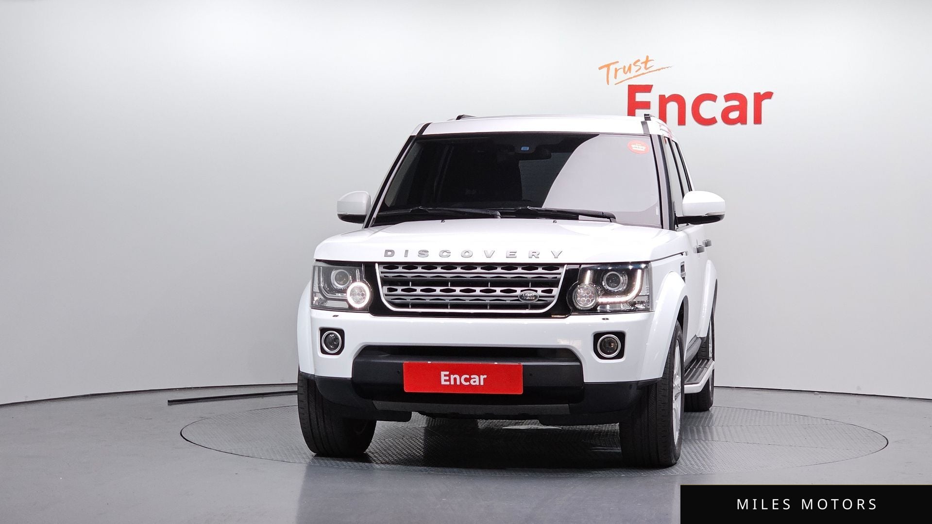 Land Rover Discovery 2016 — миниатюра 3