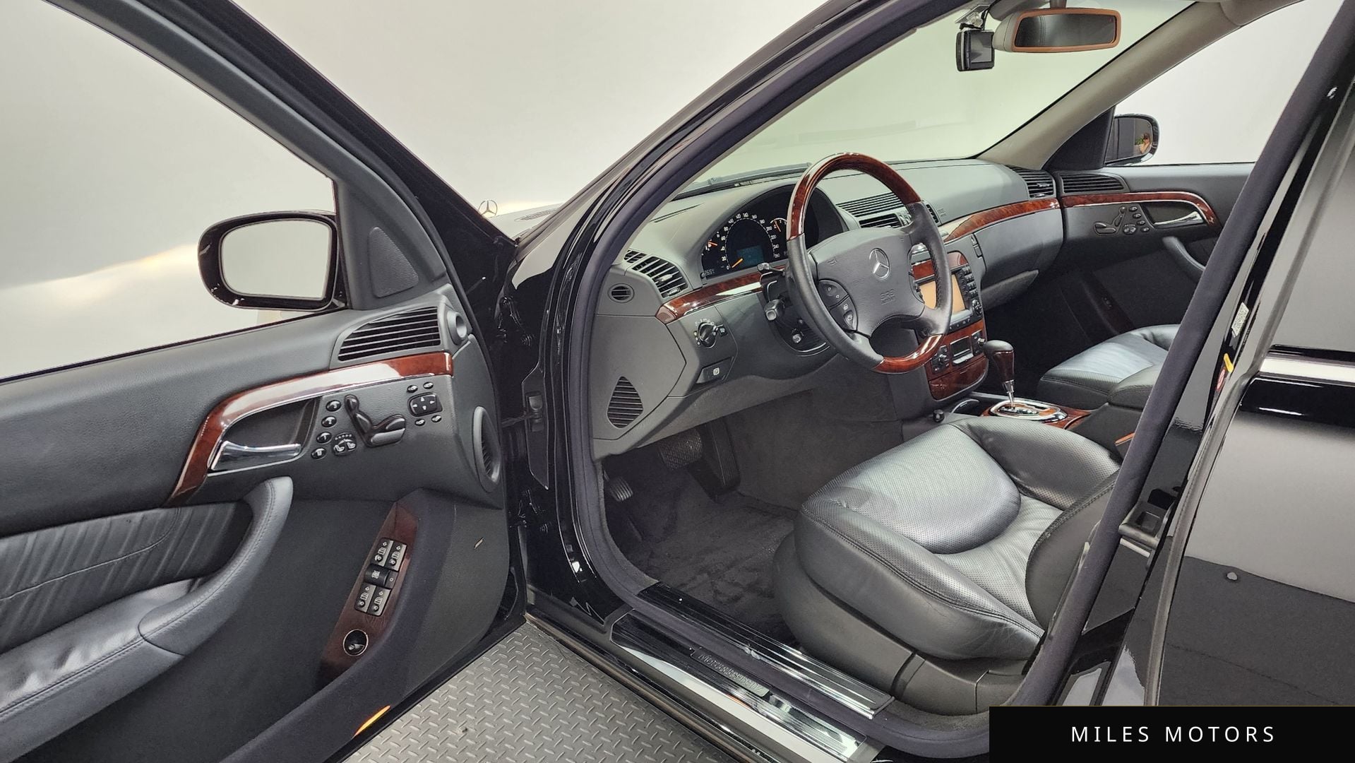 Mercedes-Benz S-Class 2004 — миниатюра 10