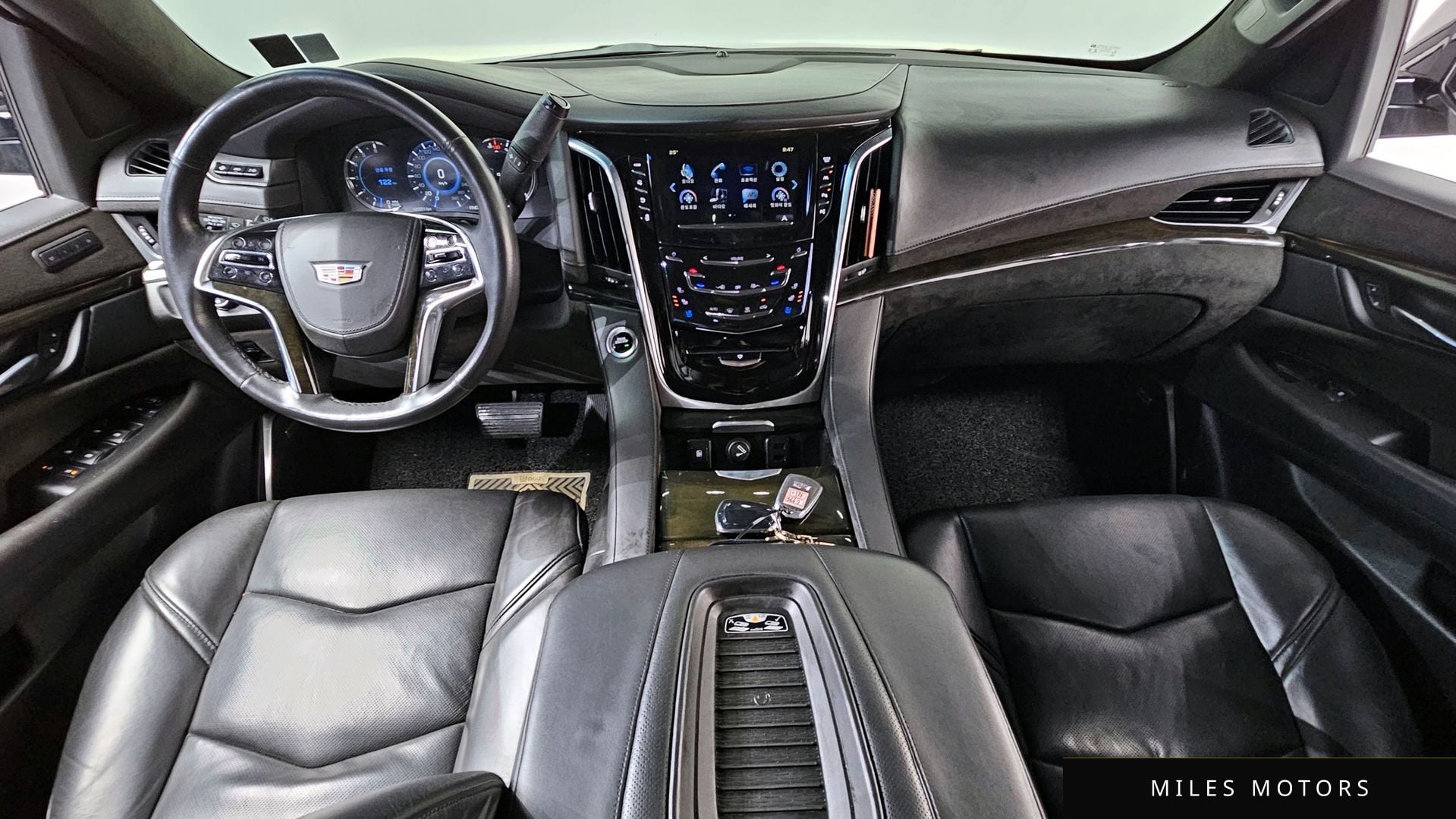 Cadillac Escalade 2019 — миниатюра 10