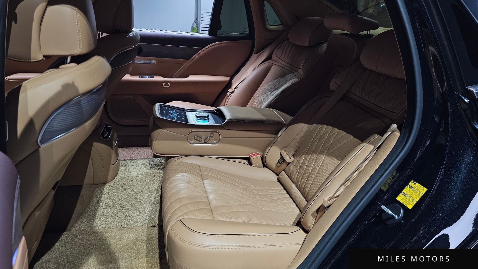 Genesis G90 (RS4) 2022 — миниатюра 12