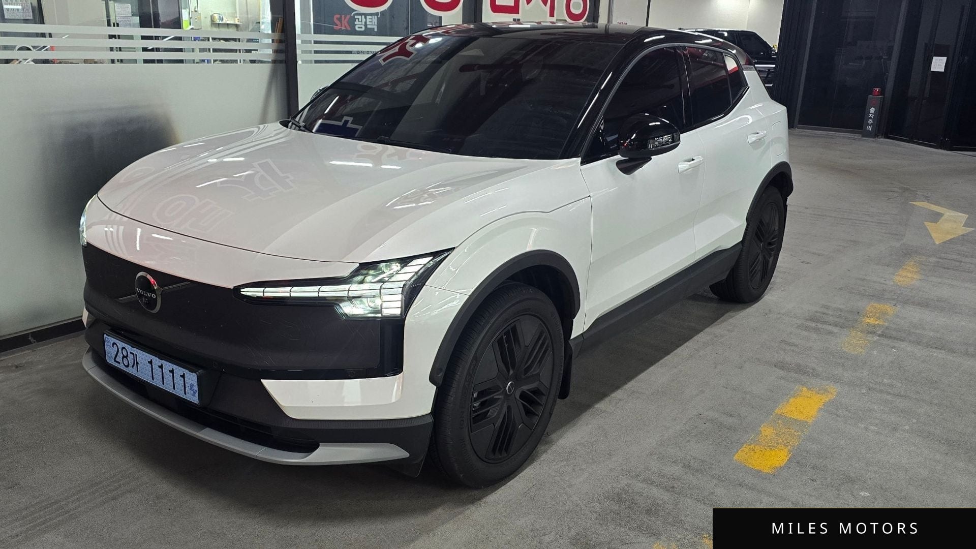 Volvo EX30 2026 — миниатюра 2