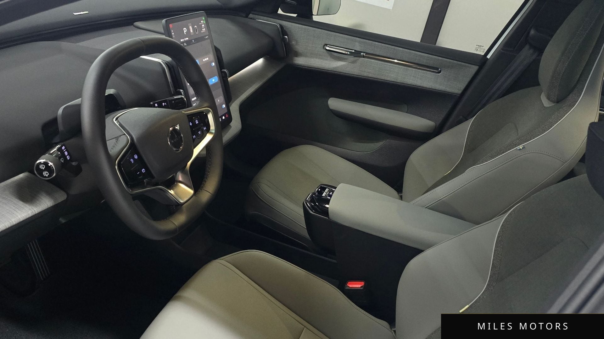 Volvo EX30 2026 — миниатюра 10