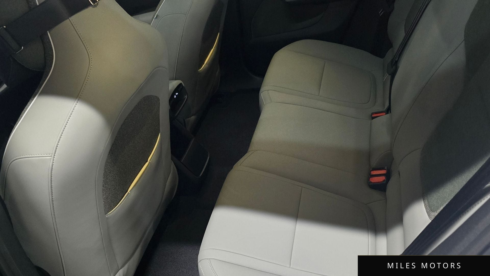 Volvo EX30 2026 — миниатюра 11