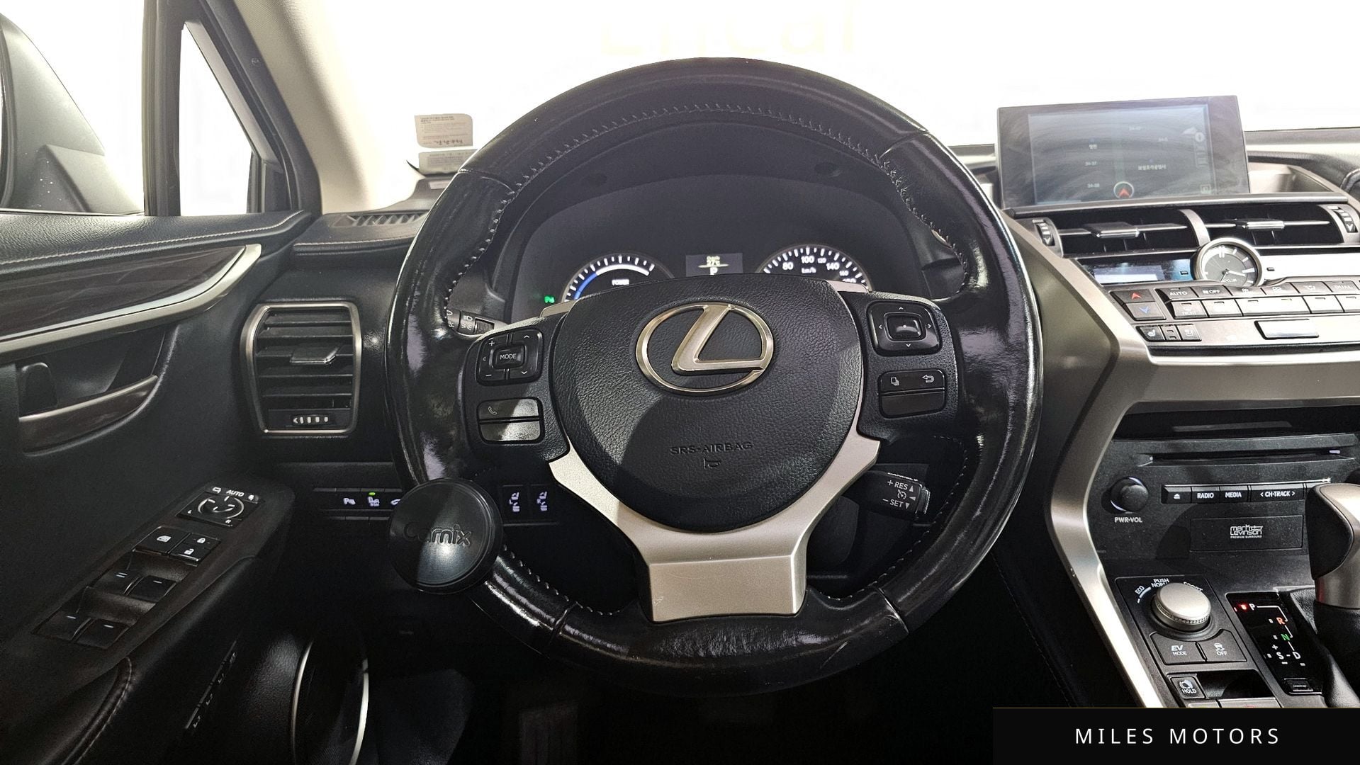 Лексус NX300h 2016 — миниатюра 12