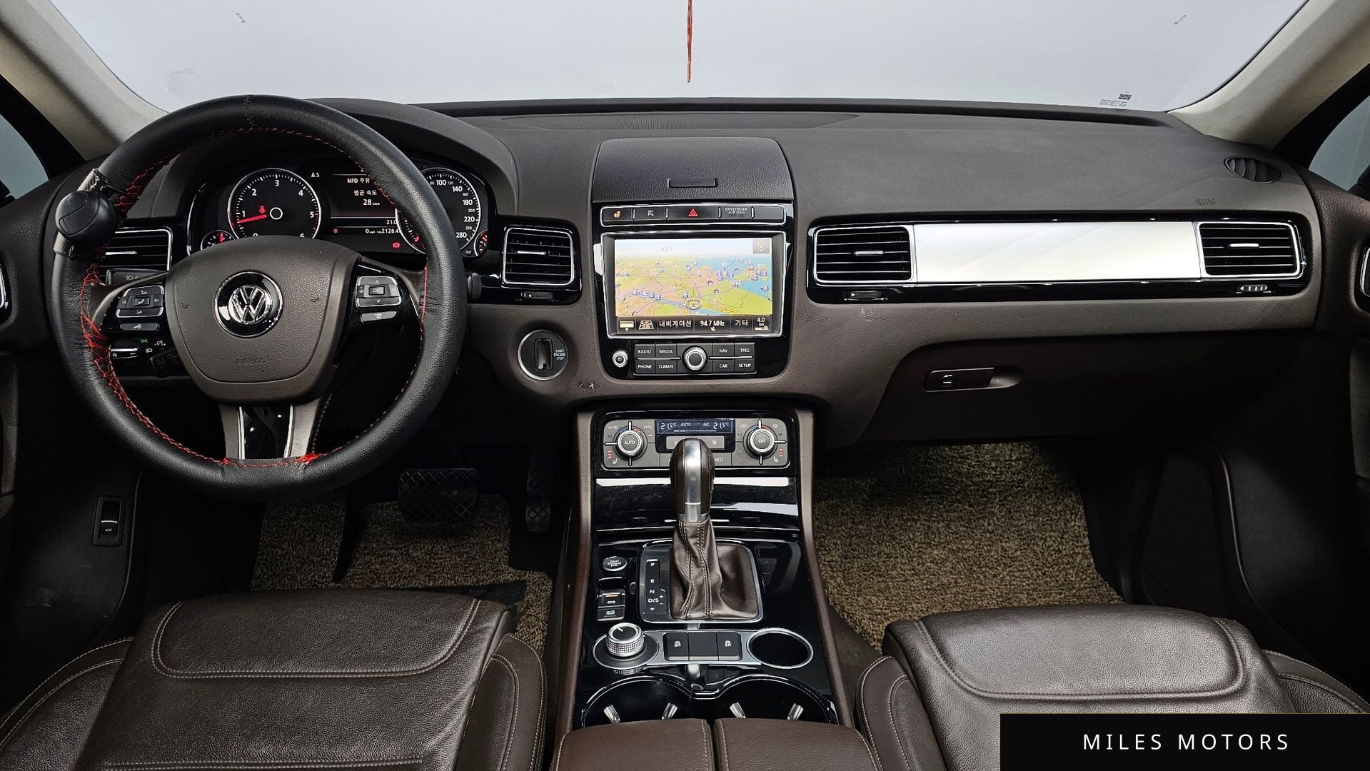 Volkswagen Touareg 2015 — миниатюра 7