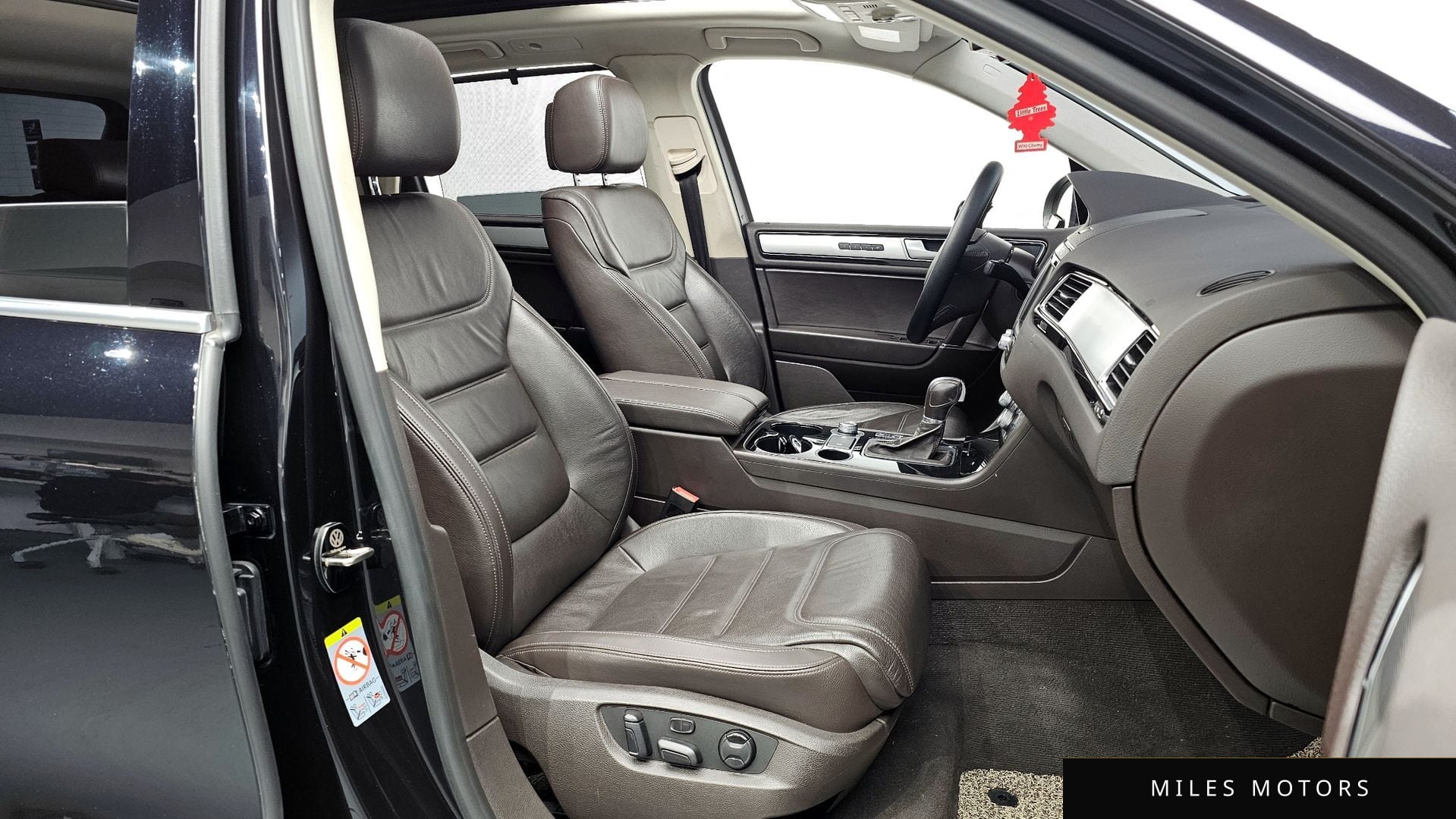 Volkswagen Touareg 2015 — миниатюра 11