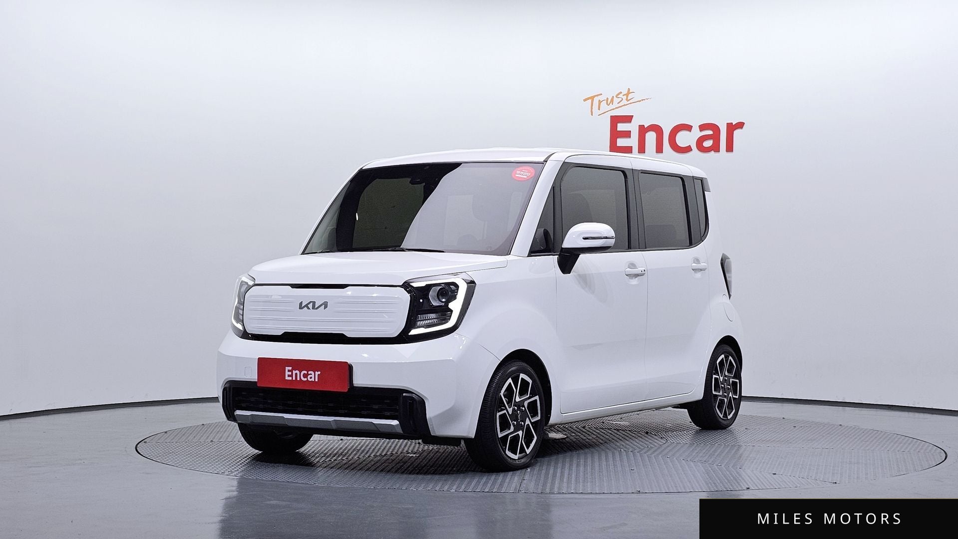 Kia RAY 2023 — фото 1 из 12