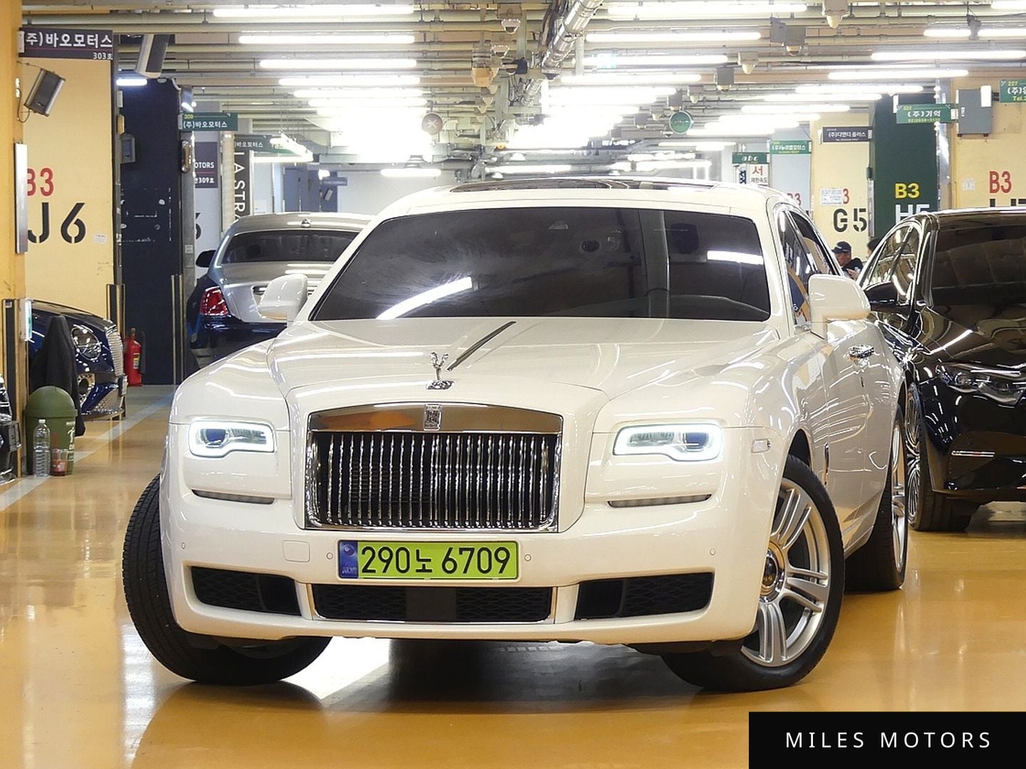Rolls-Royce Ghost 2018 — миниатюра 3