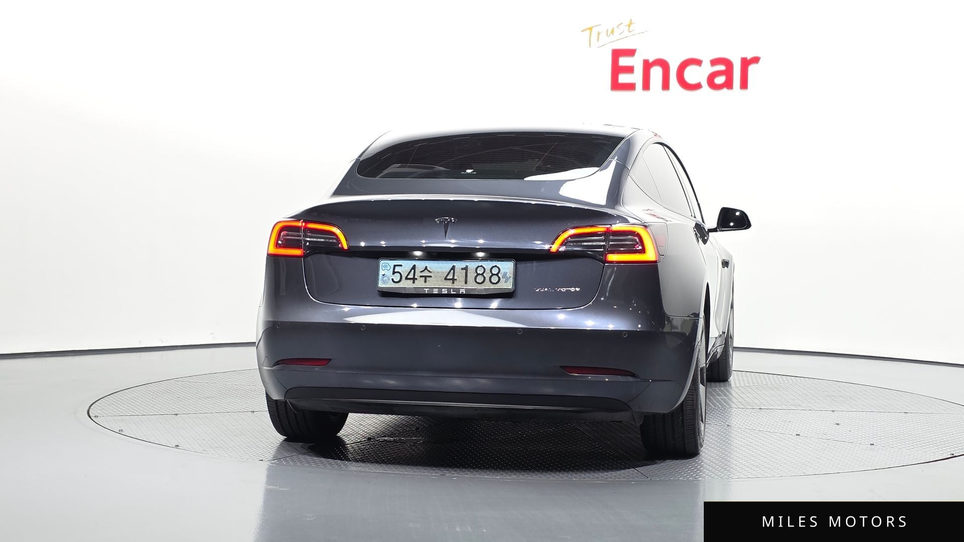 Tesla Model 3 2021 — миниатюра 4