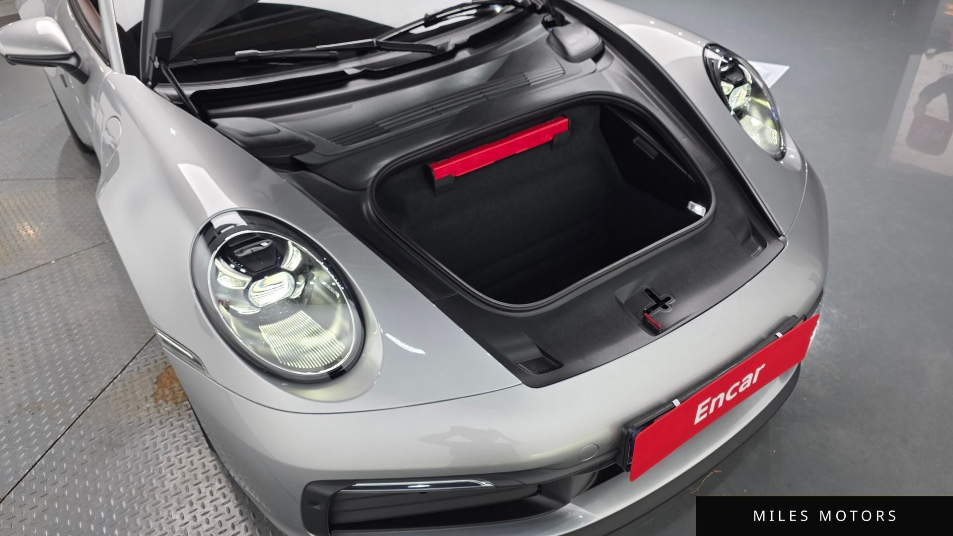 Porsche 911 (992) 2021 — миниатюра 5