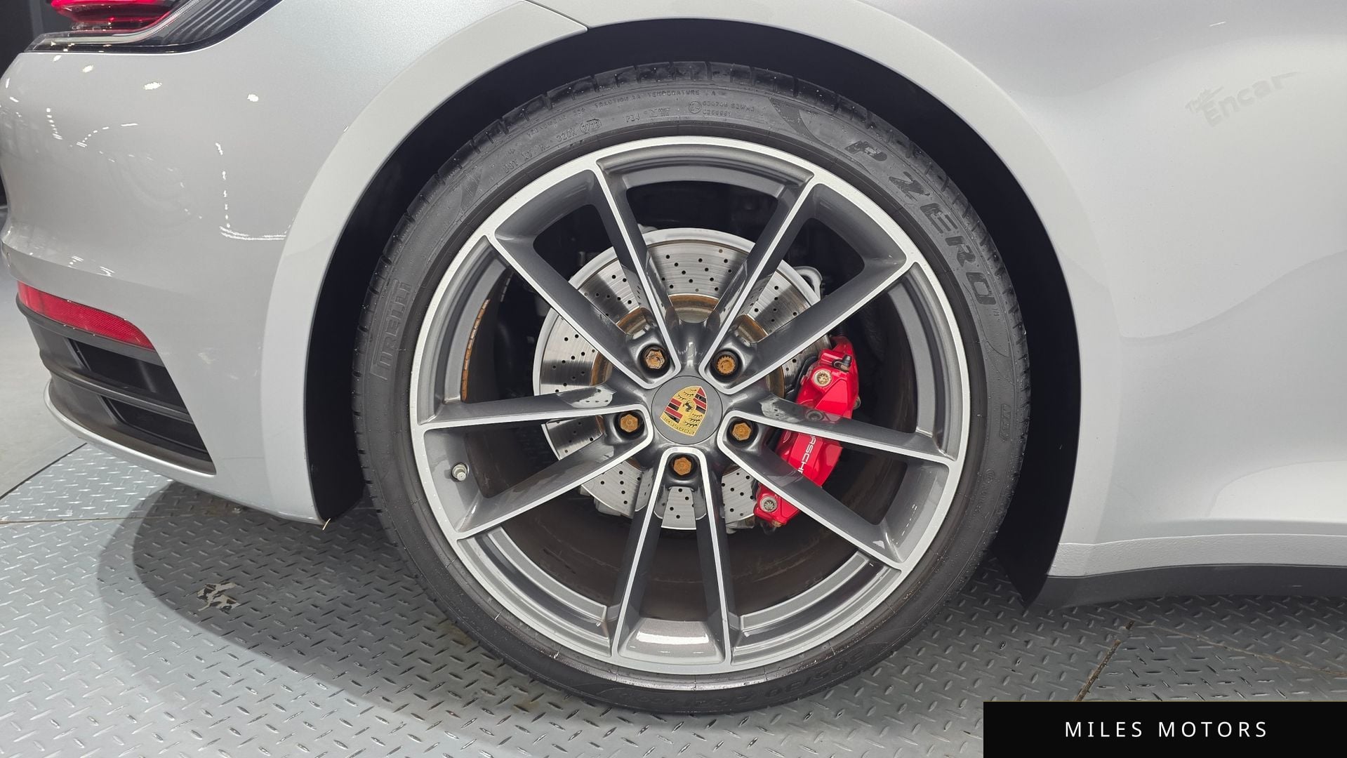 Porsche 911 (992) 2021 — миниатюра 6