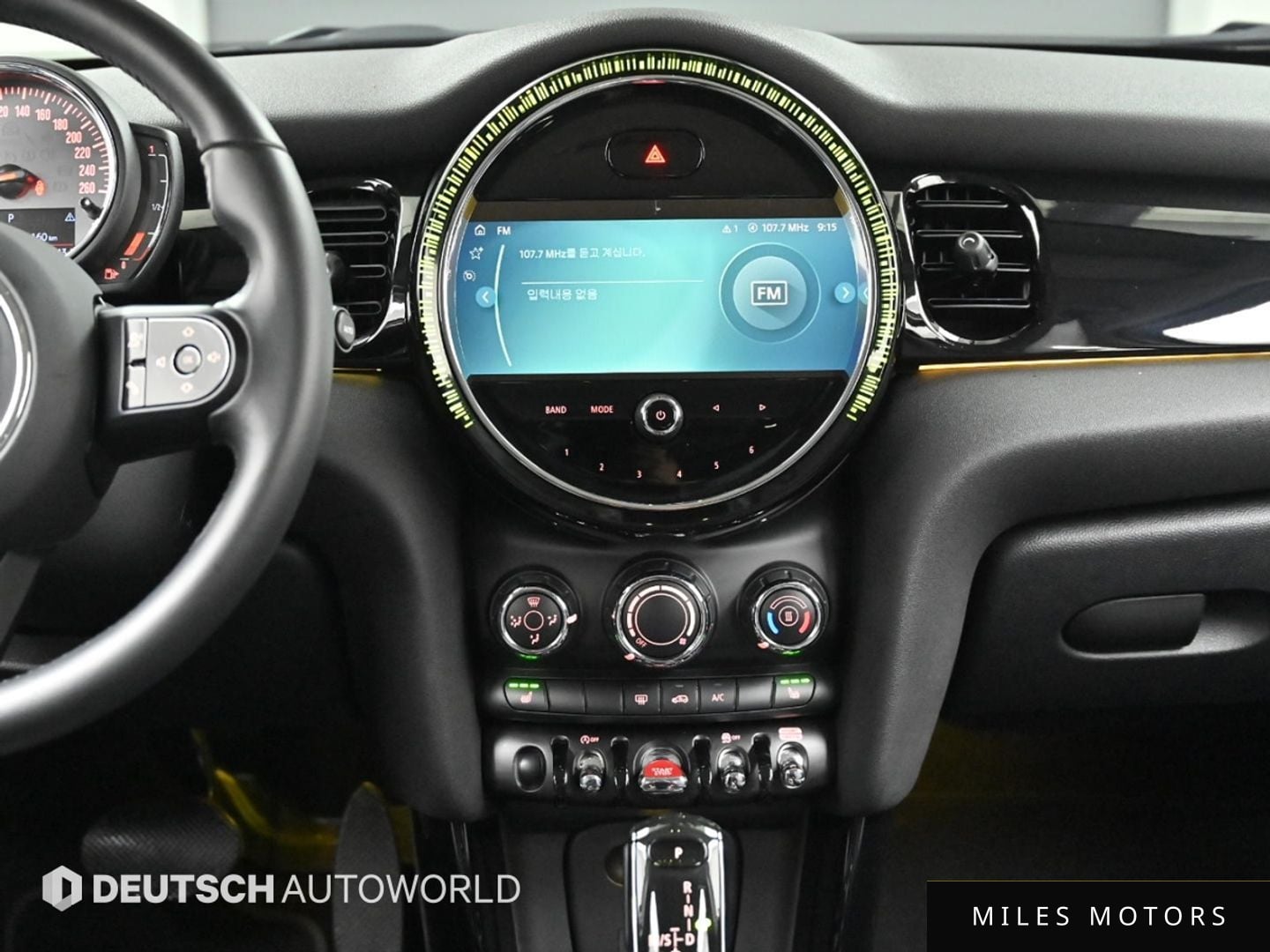 MINI Cooper 2023 — миниатюра 10