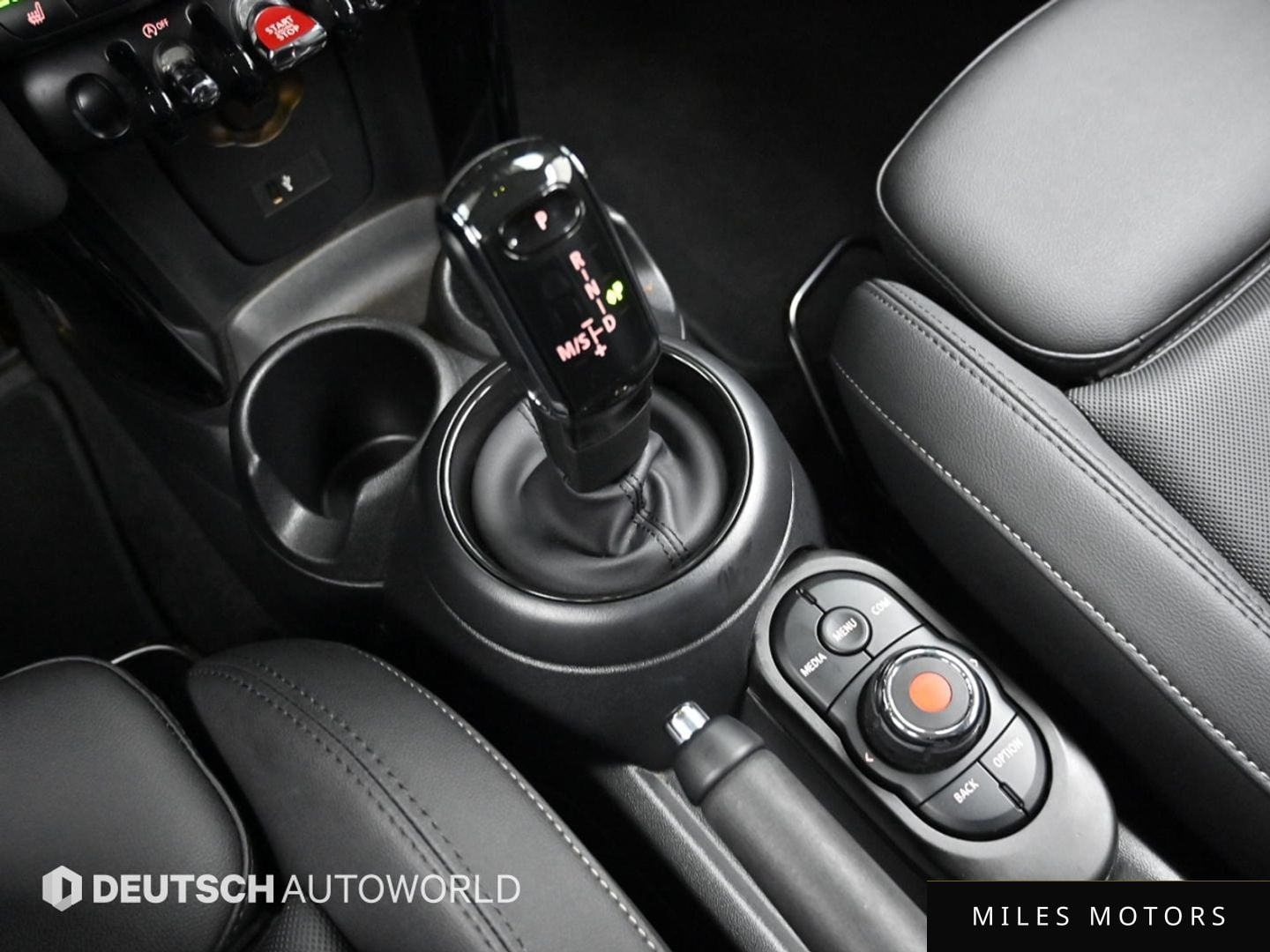 MINI Cooper 2023 — миниатюра 12