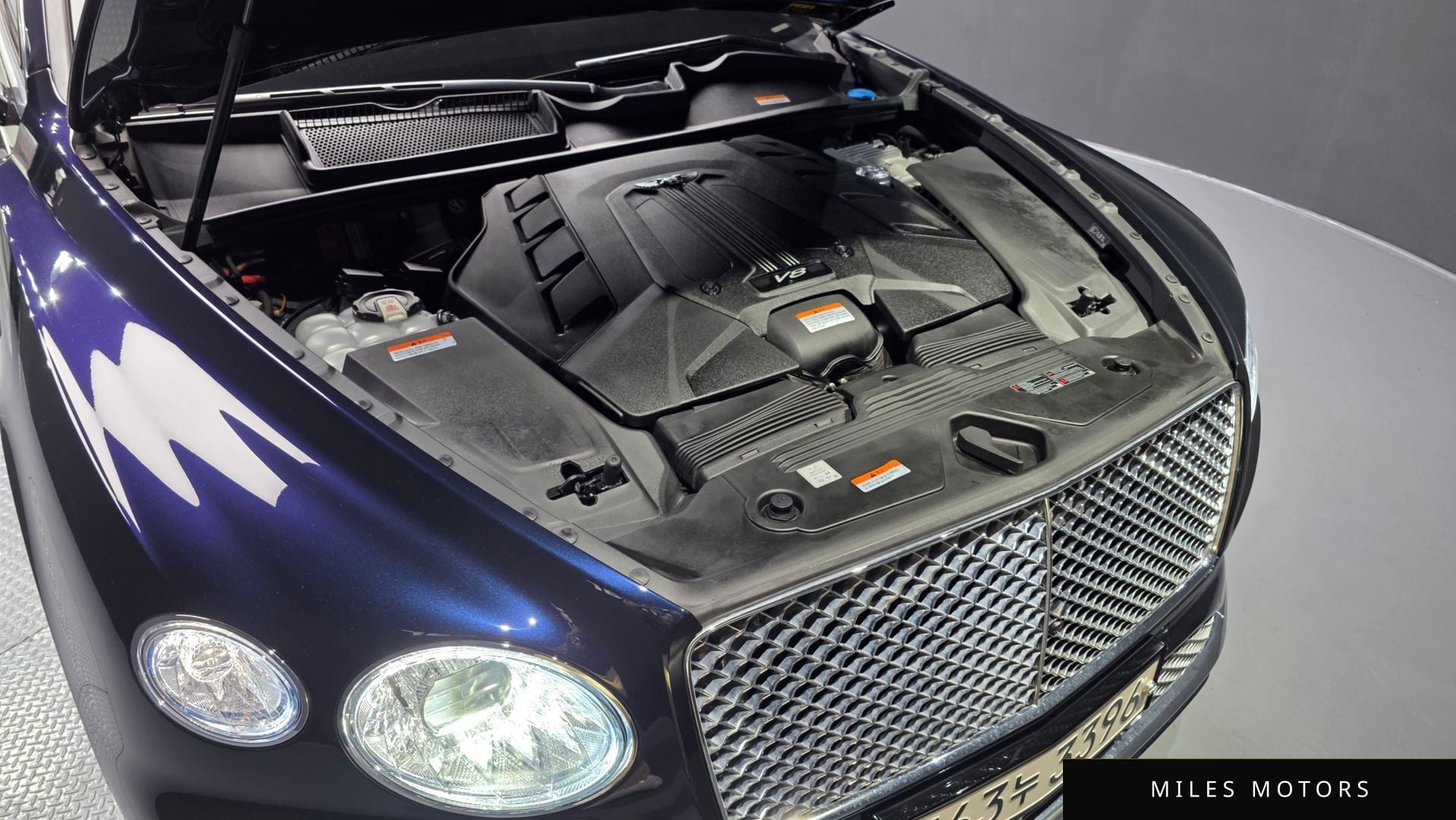 Bentley Bentayga 2022 — миниатюра 6
