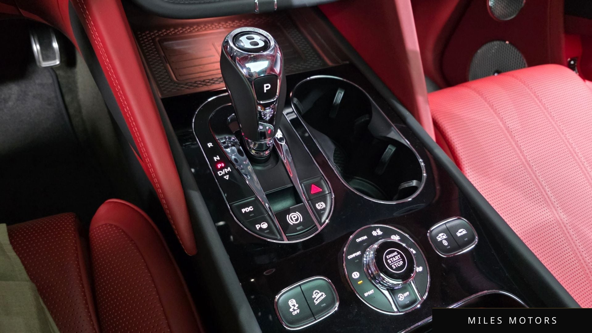Bentley Bentayga 2022 — миниатюра 9