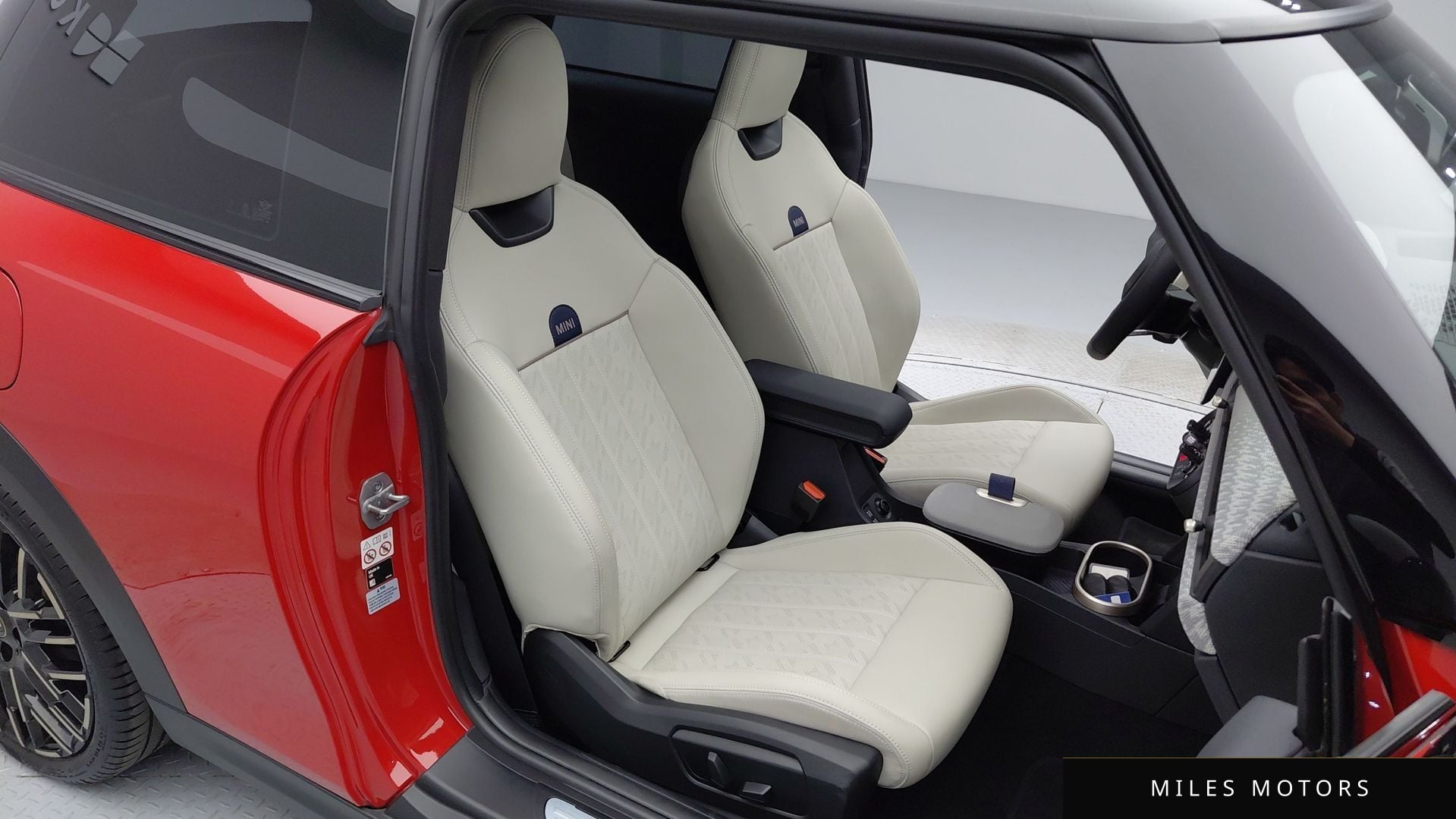 MINI Cooper S 2025 — миниатюра 11