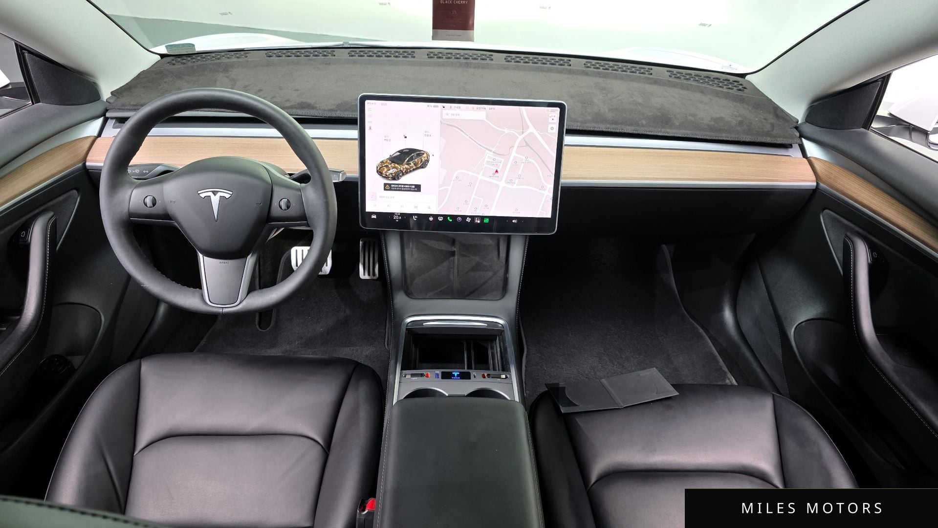 Tesla Model 3 2022 — миниатюра 10