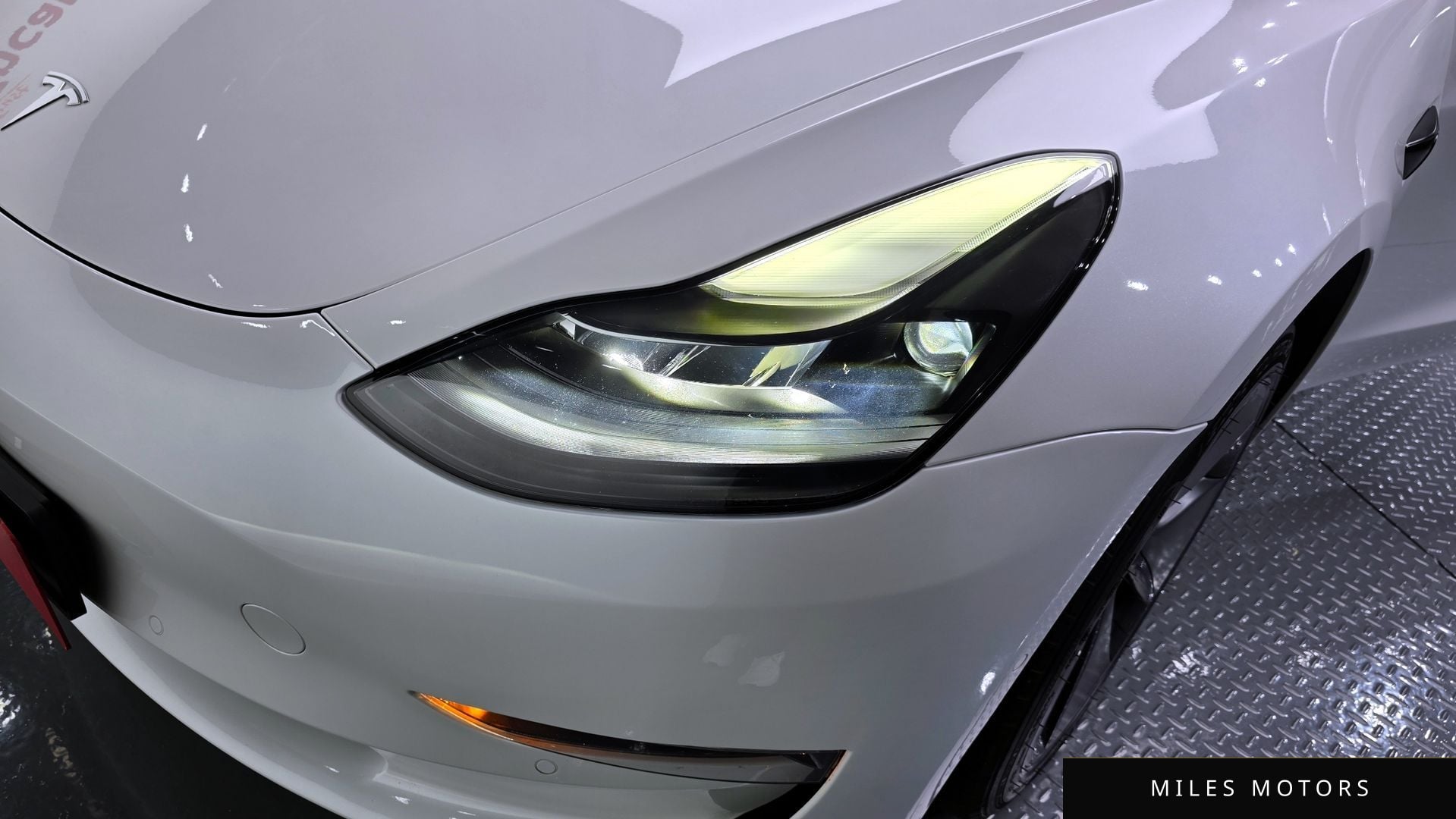 Tesla Model 3 2022 — миниатюра 8