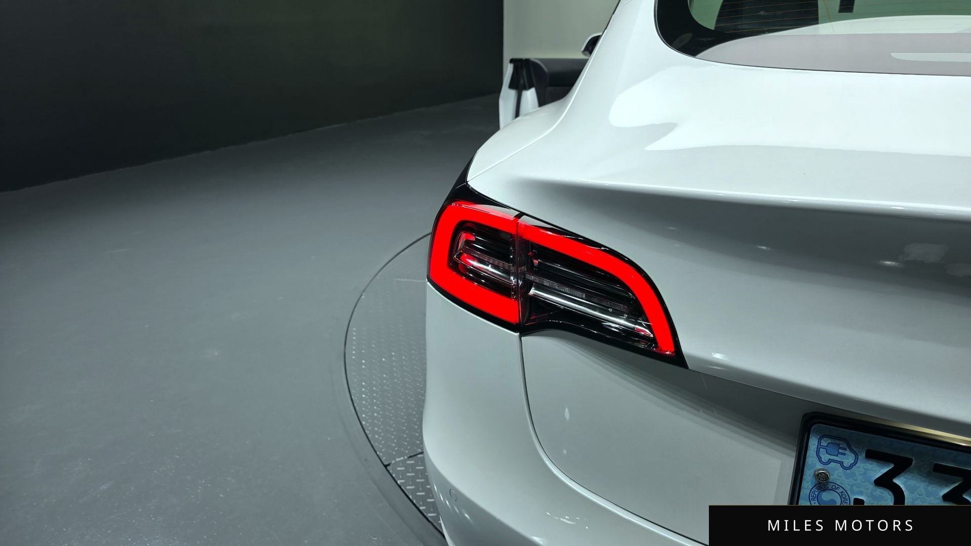 Tesla Model 3 2022 — миниатюра 9