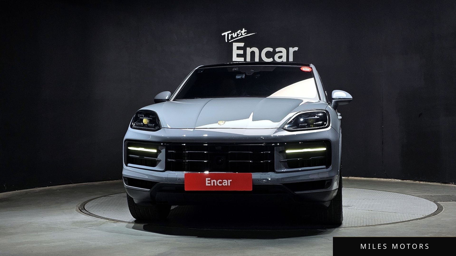 Porsche Cayenne 2024 — миниатюра 3