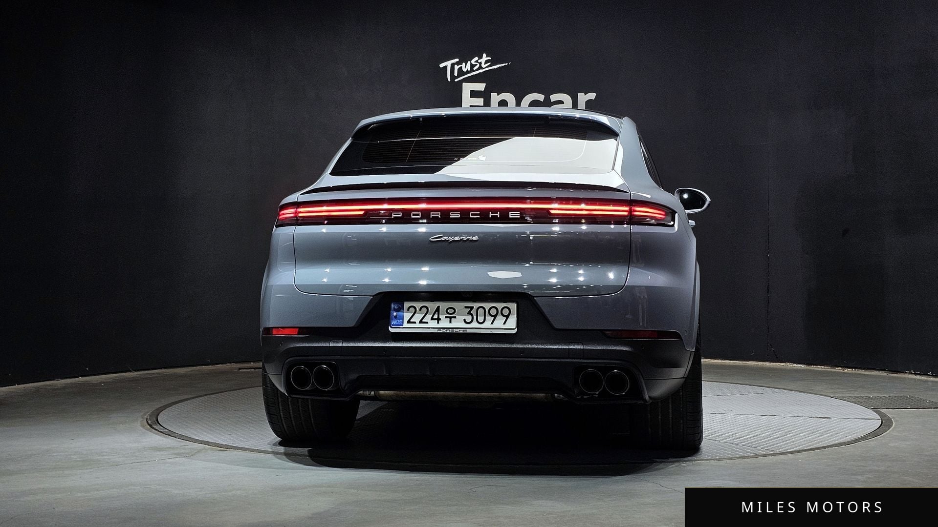 Porsche Cayenne 2024 — миниатюра 4