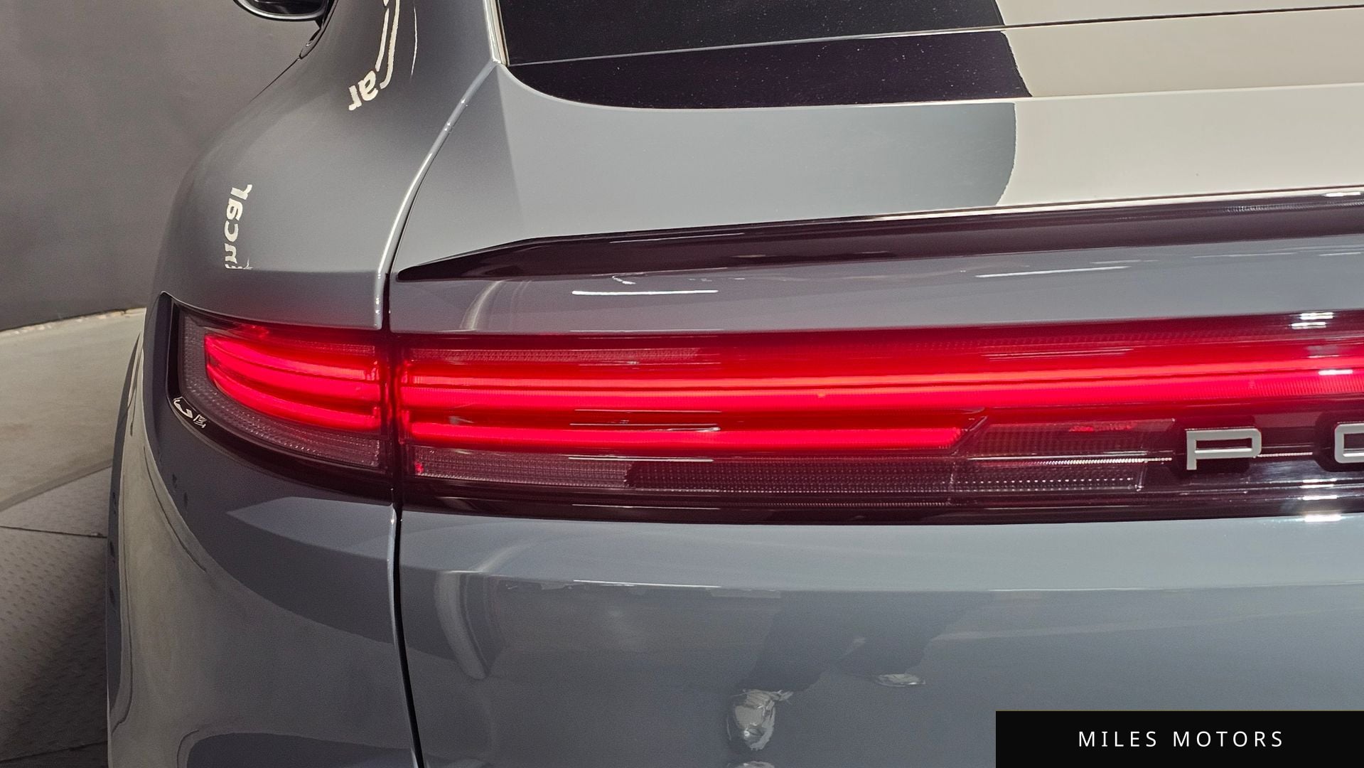 Porsche Cayenne 2024 — миниатюра 9