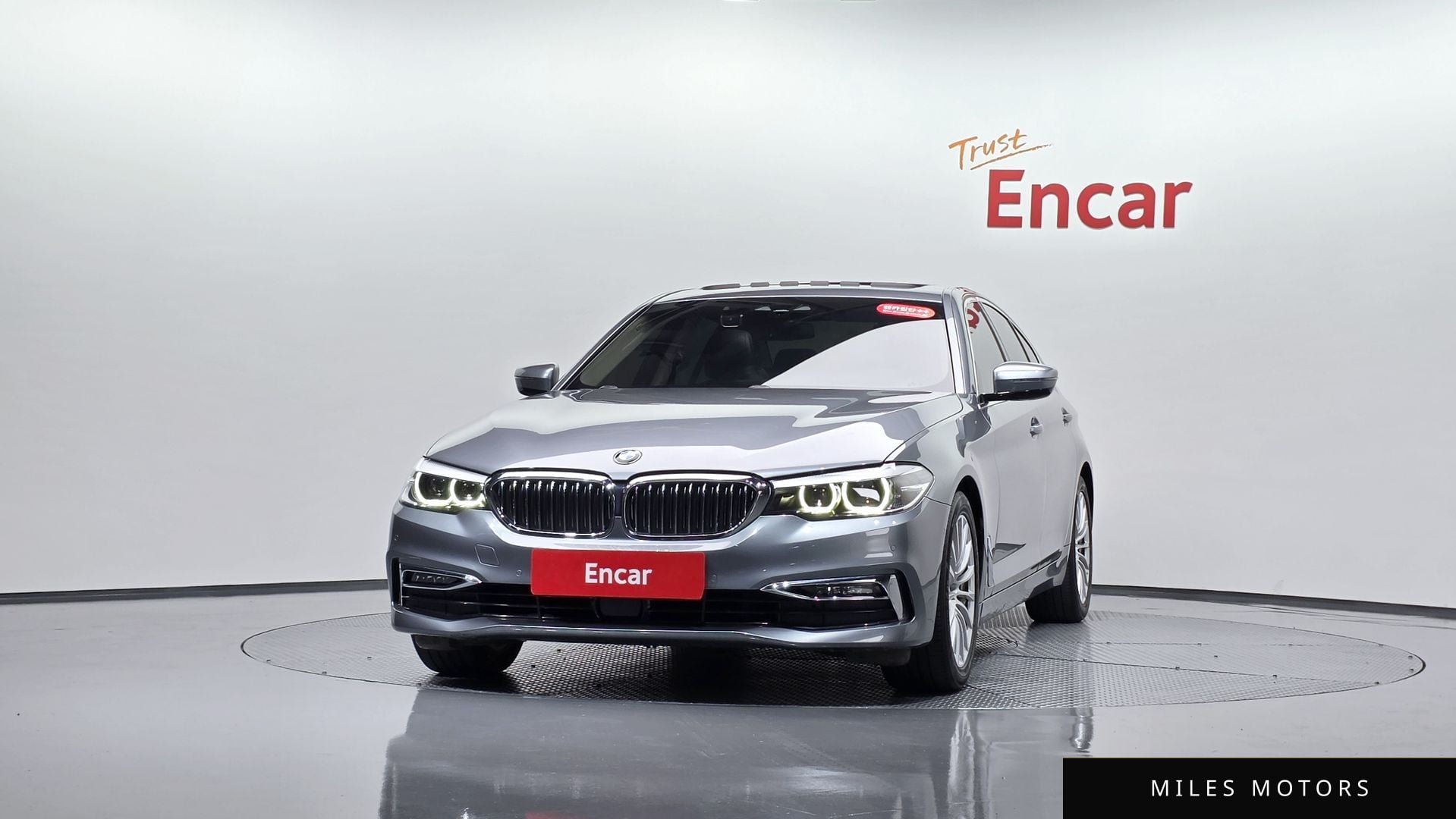 BMW 5 Series (G30) 2019 — миниатюра 2