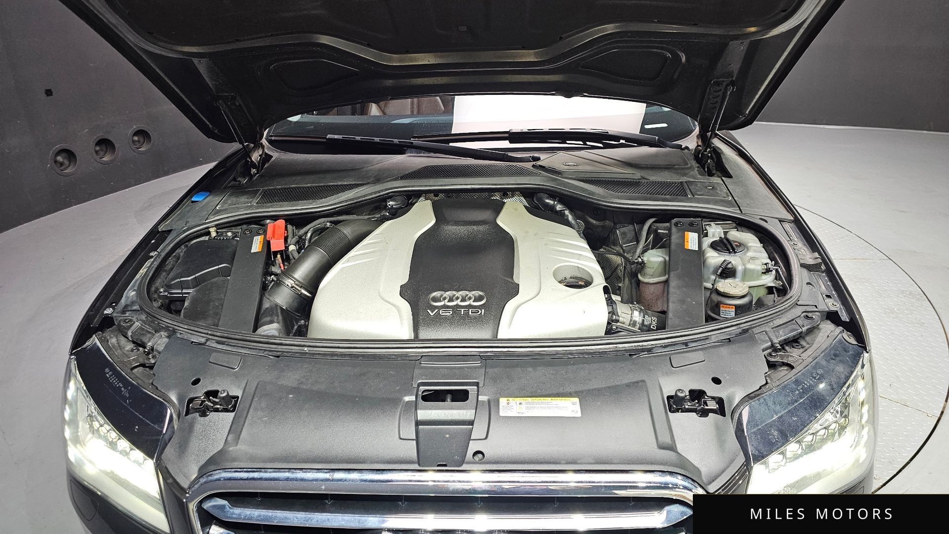 Audi A8 2013 — миниатюра 6