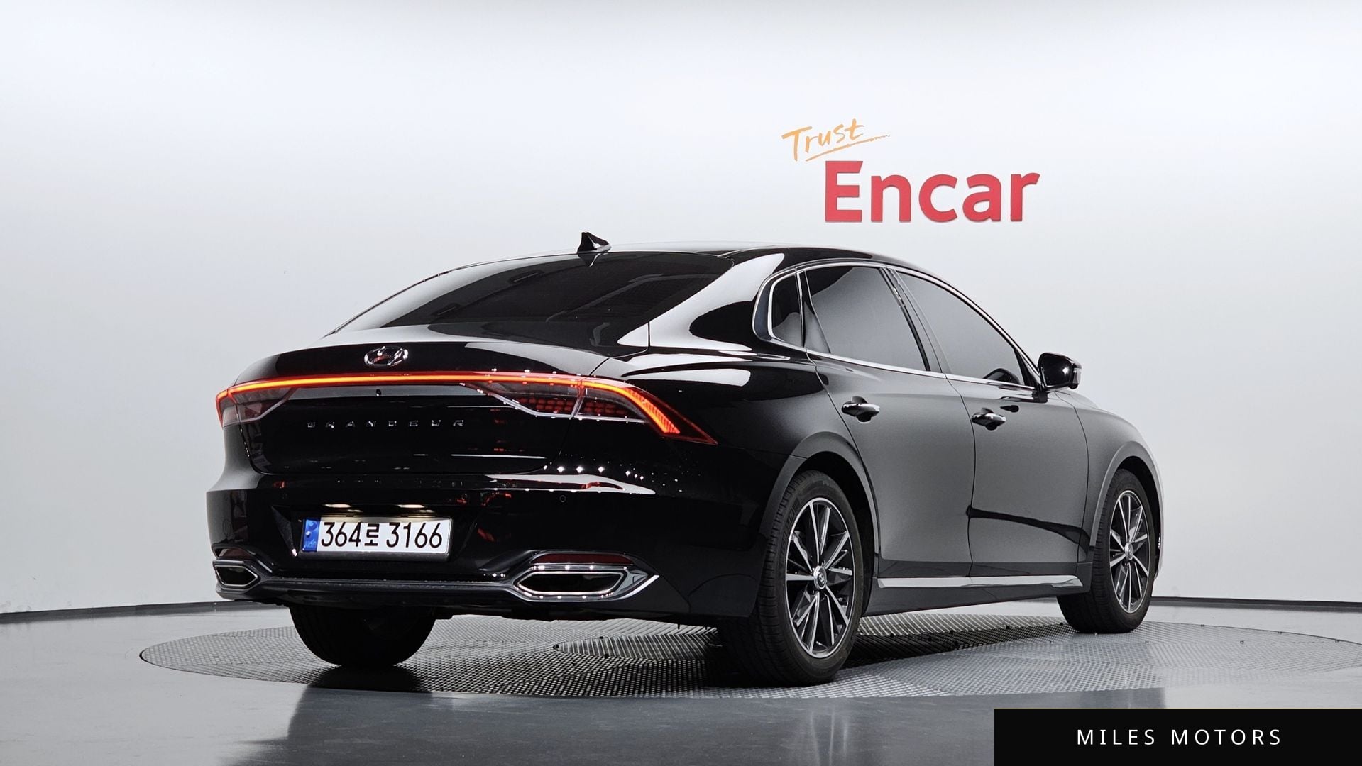 Hyundai Grandeur 2022 — миниатюра 2