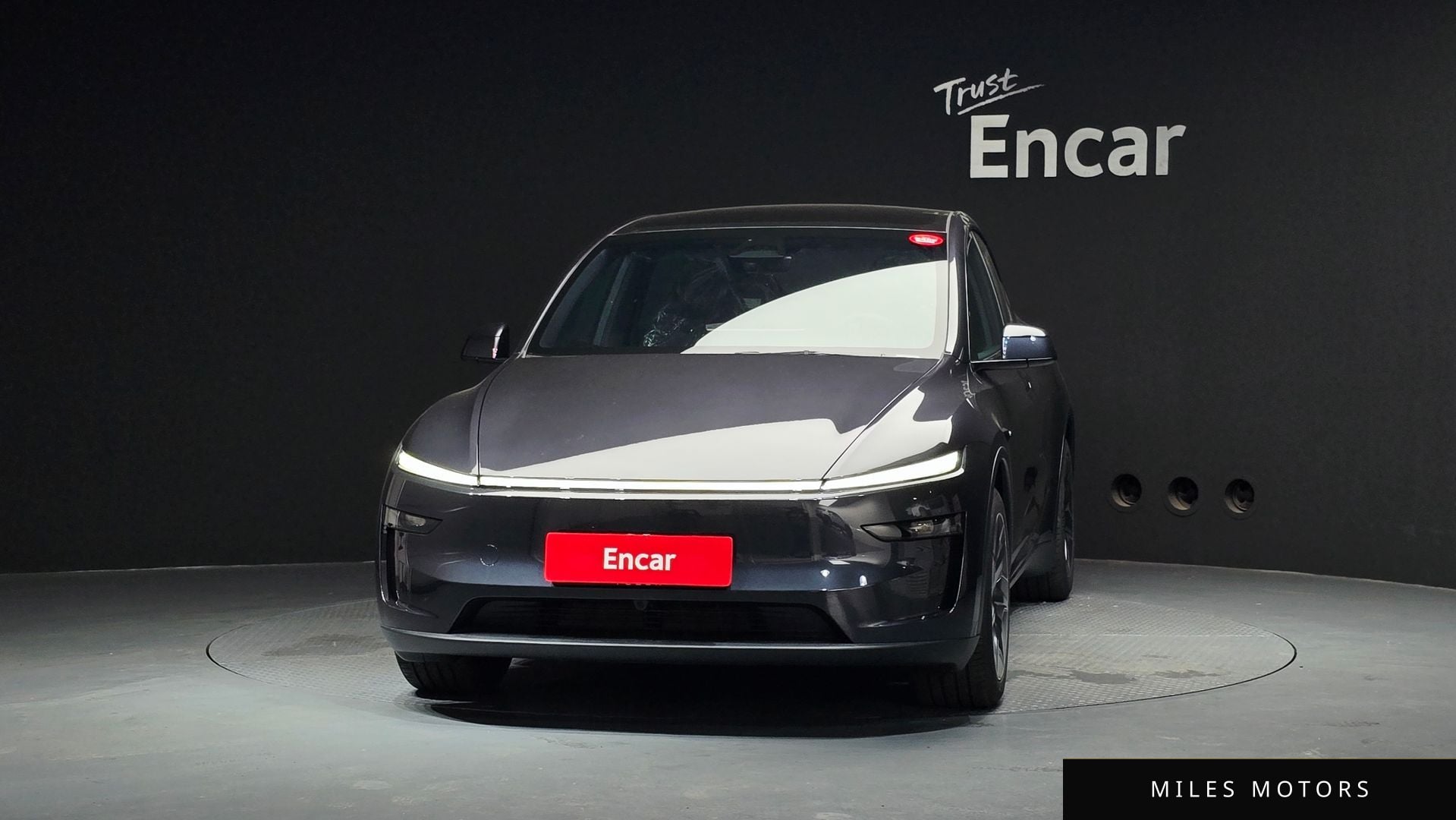 Tesla Model Y 2026 — миниатюра 3